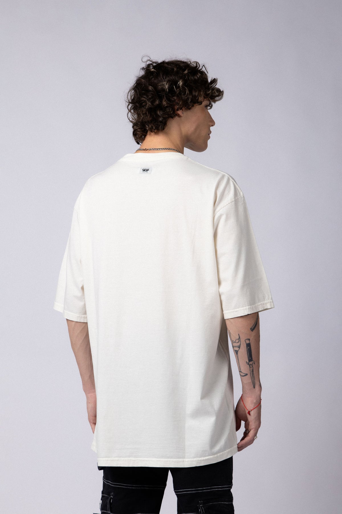 Remera Over Theo Crudo