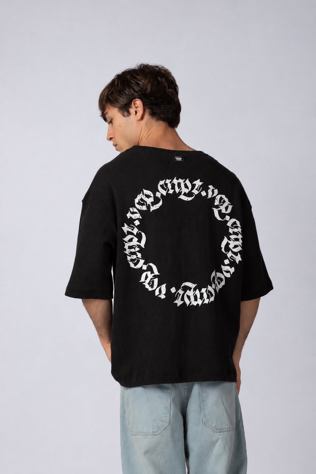 Remera Over Ika Cipher Negra