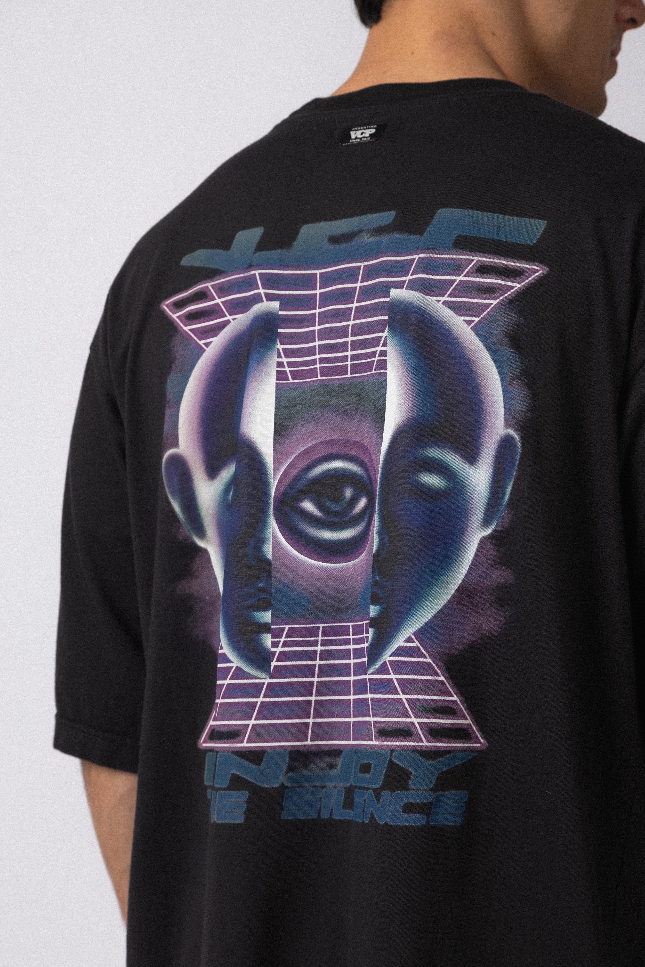 Remera Over Taz Enjoy Negra