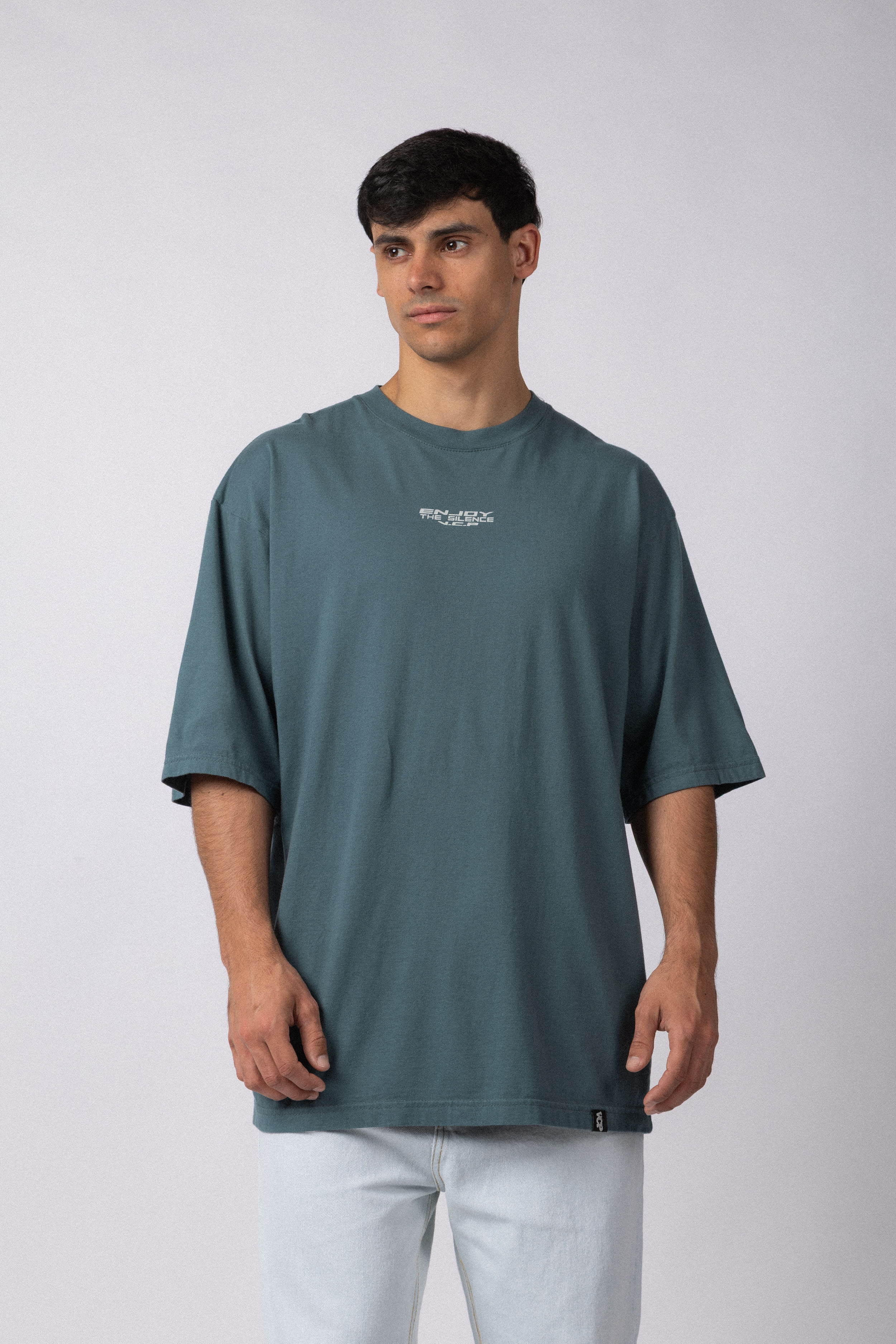 Remera Over Taz Enjoy Ocean