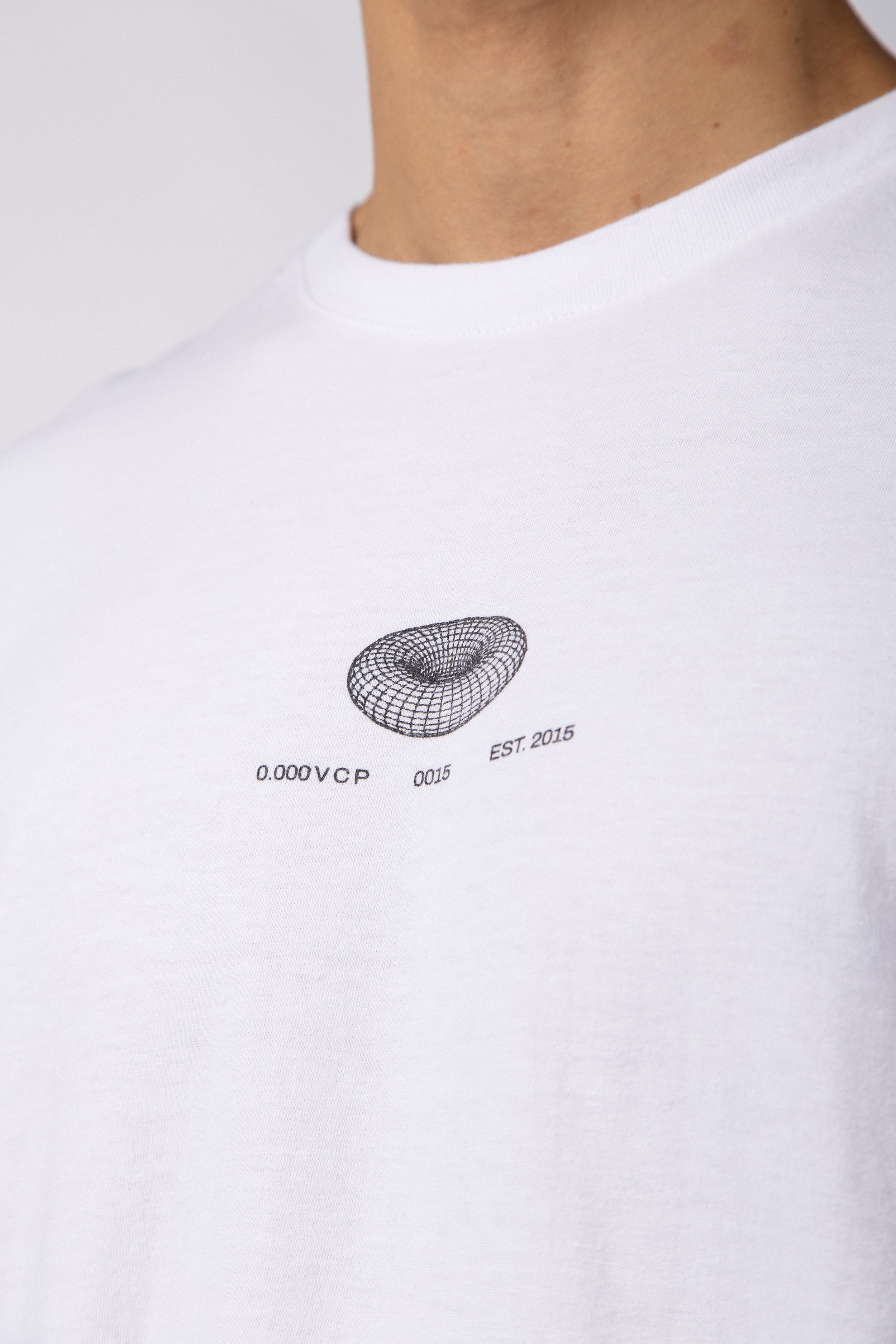 Remera RGL Esfera Blanca