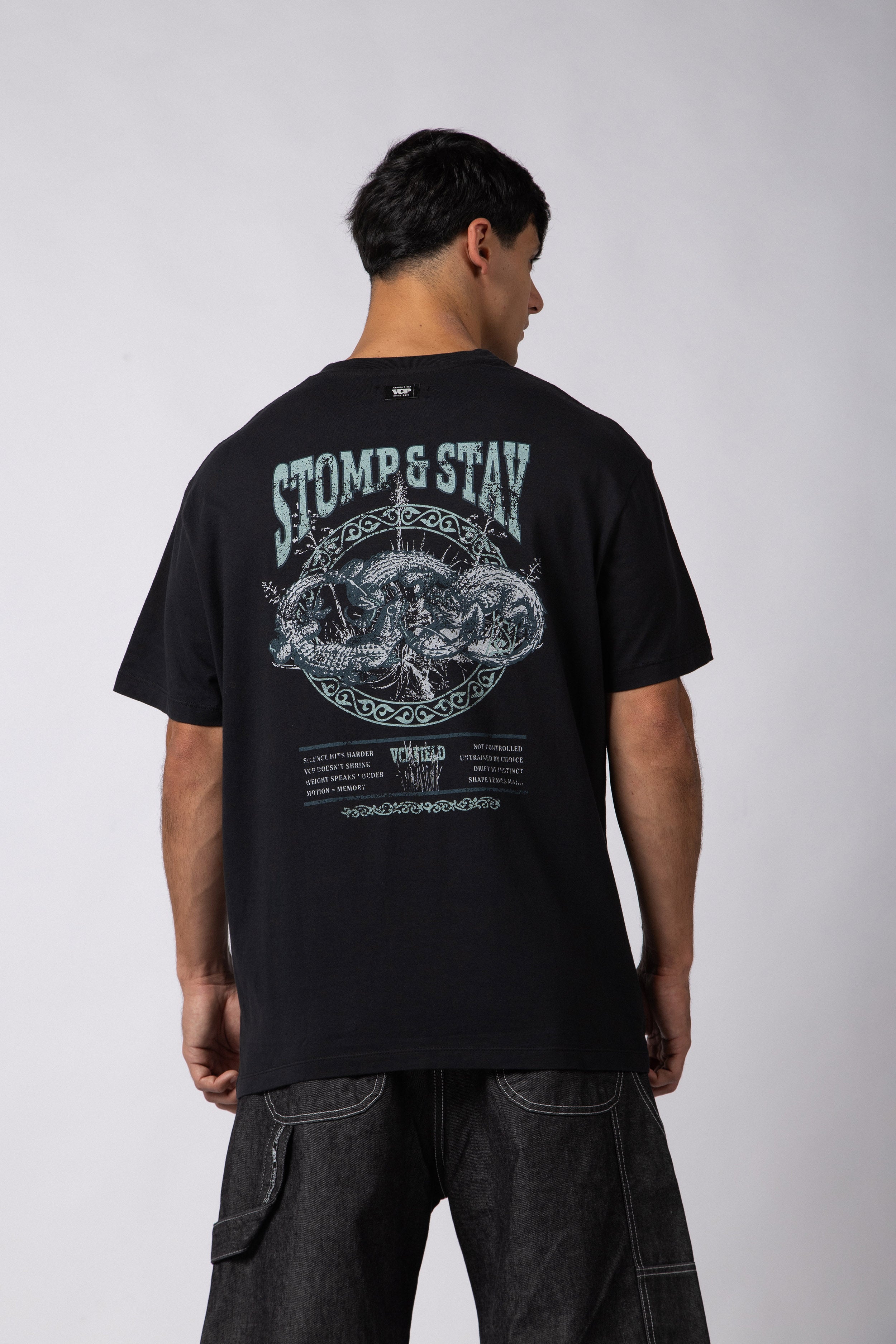 Remera RGL Field Negra