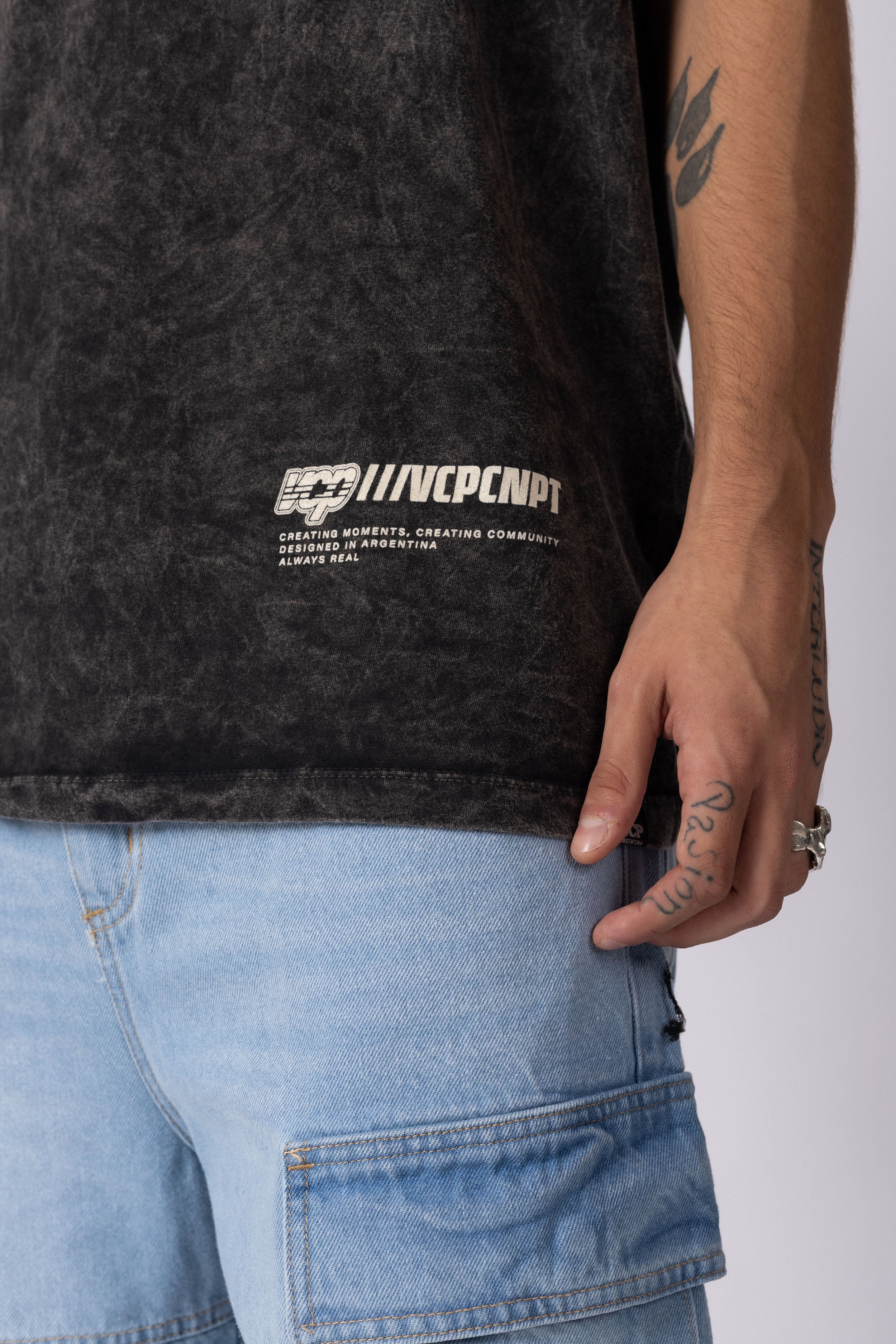 Remera DB Flux Negra