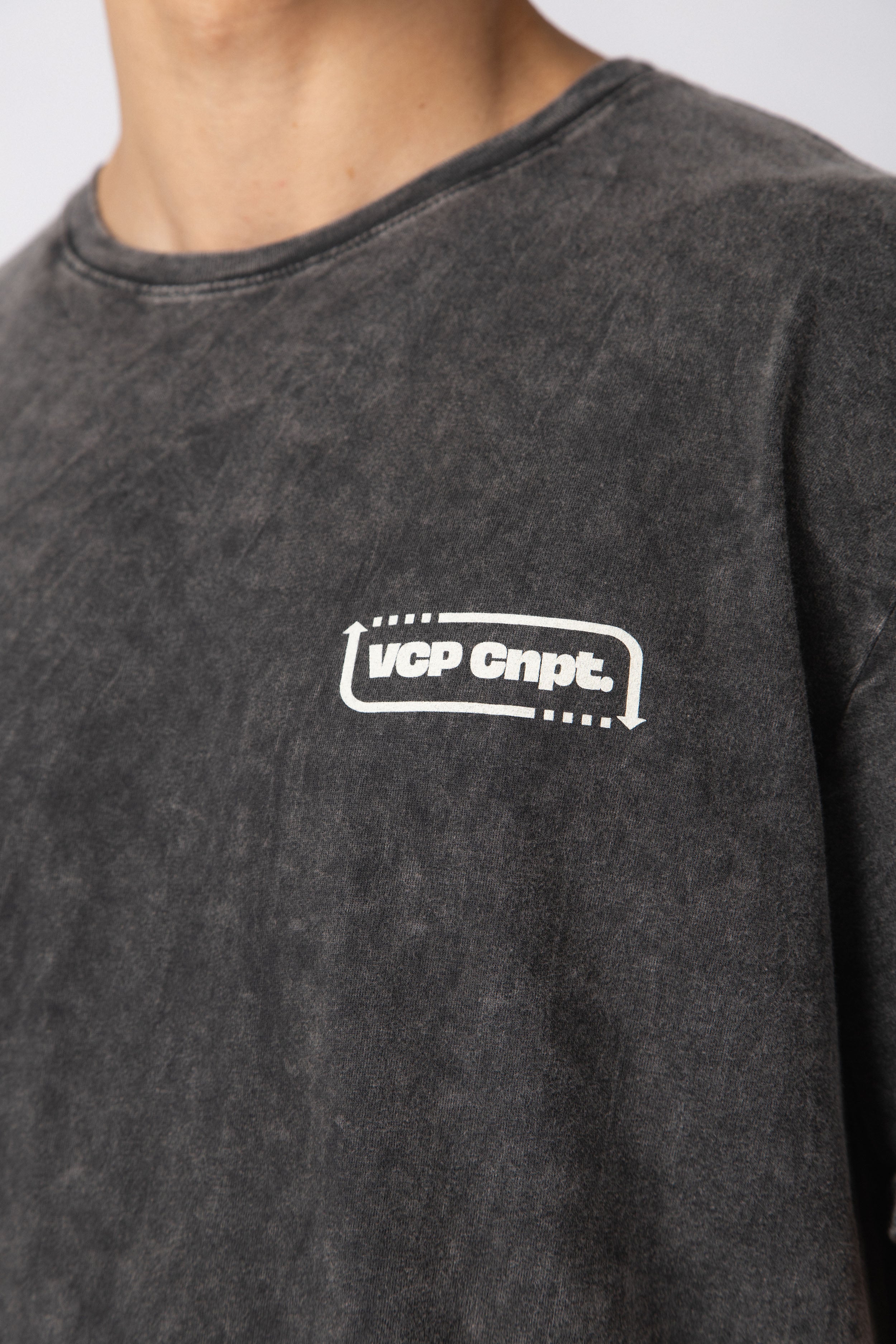 Remera DB Frame Negra