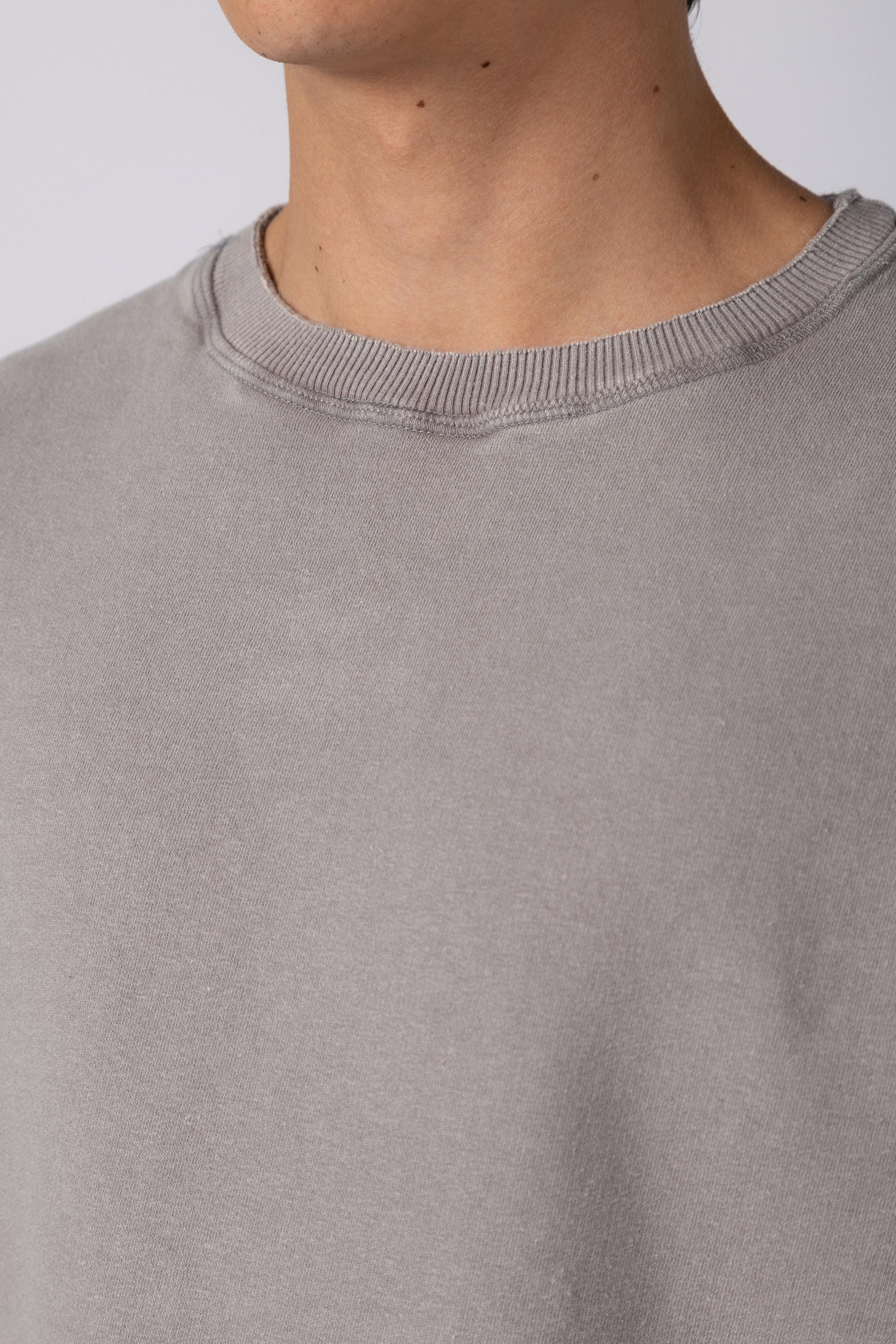 Remeron Rustico Over Skar Gris