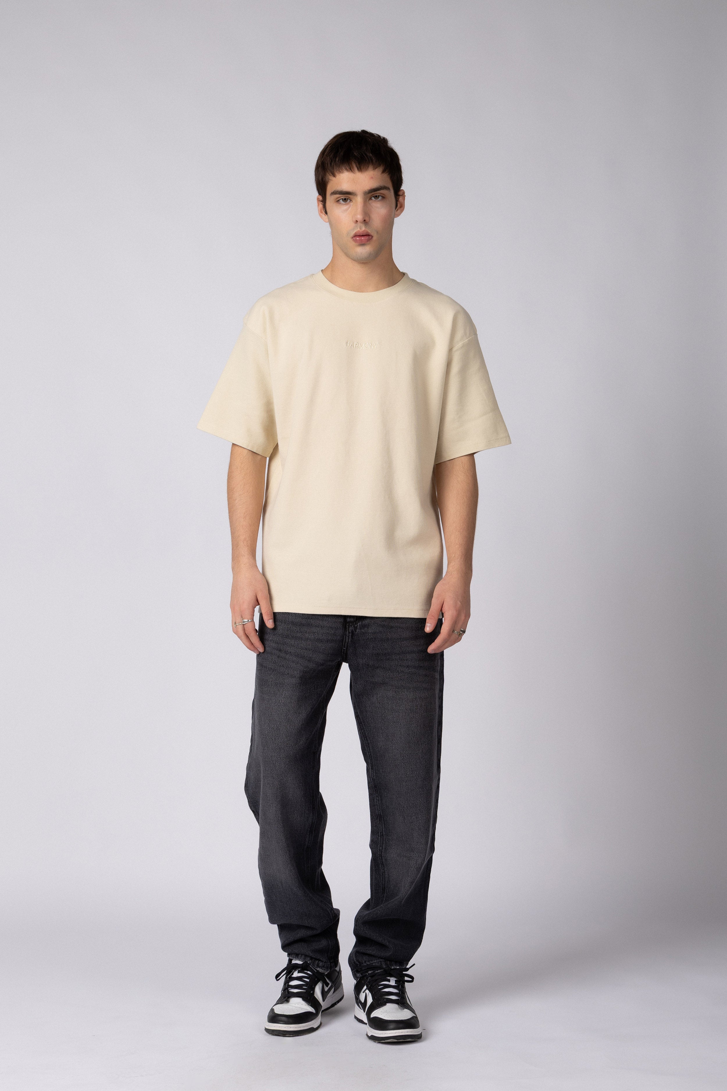 Remera Over Hana Harmo Arena