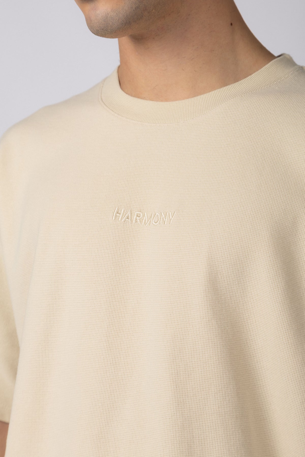 Remera Over Hana Harmo Arena