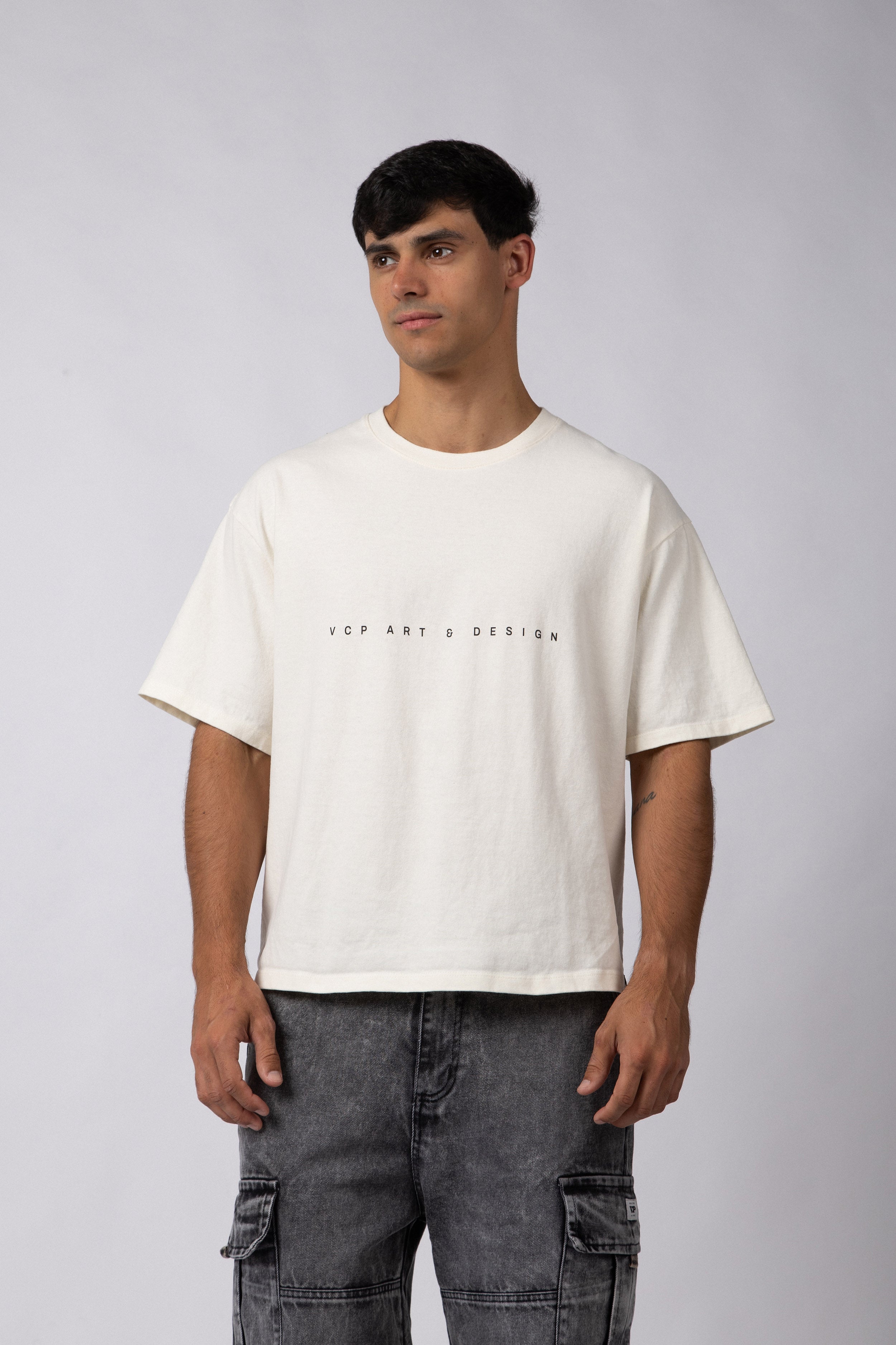 Remera Boxy Invisible Crudo