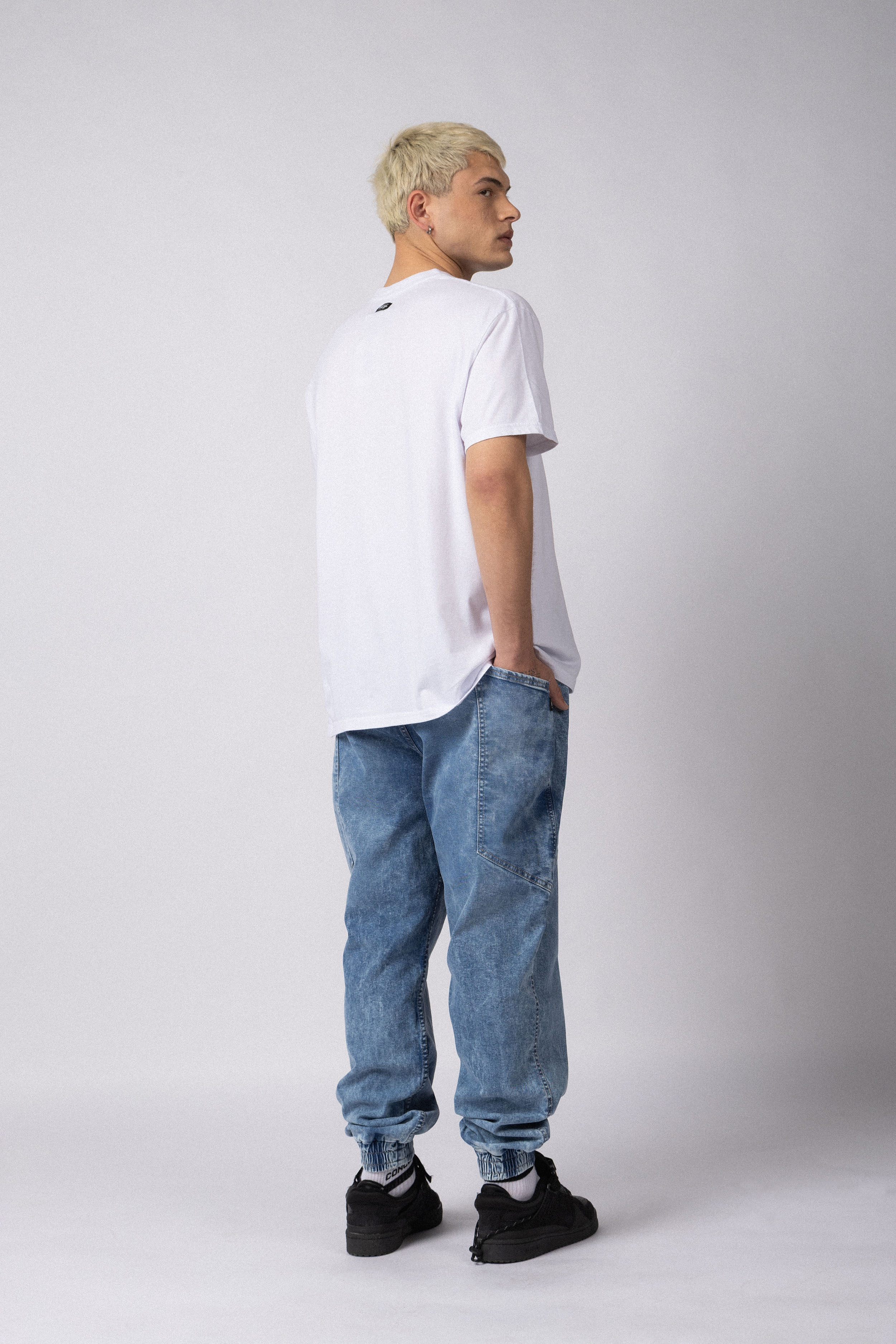 Jogjean Over Marcus Azul