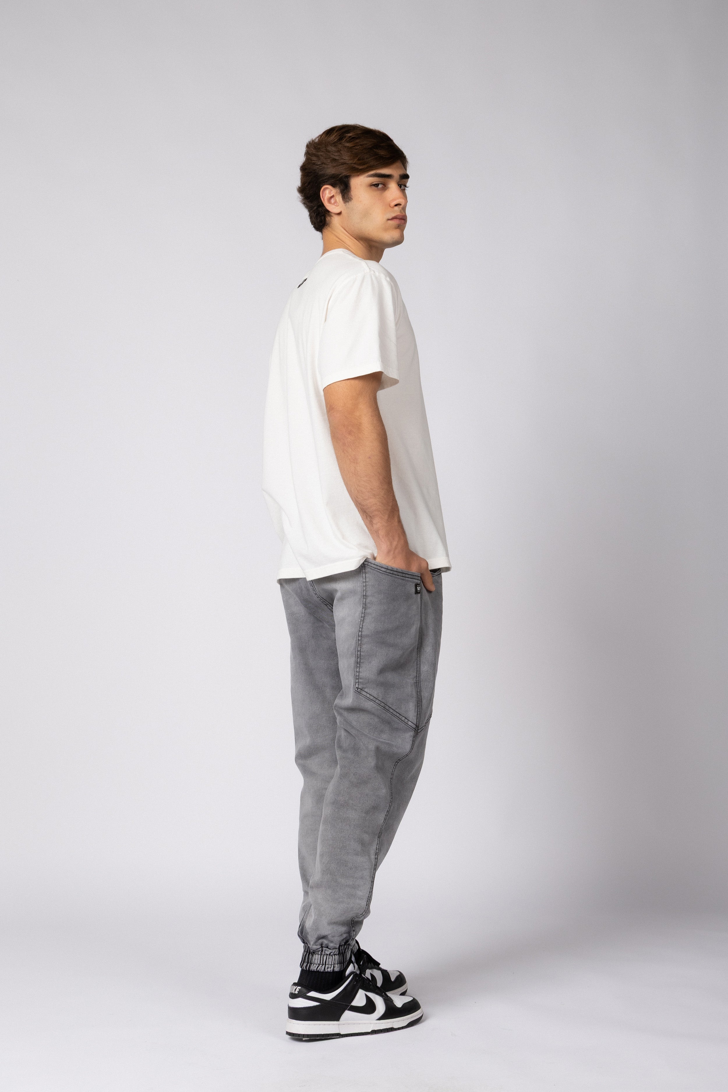 Jogjean Over Marcus Gris