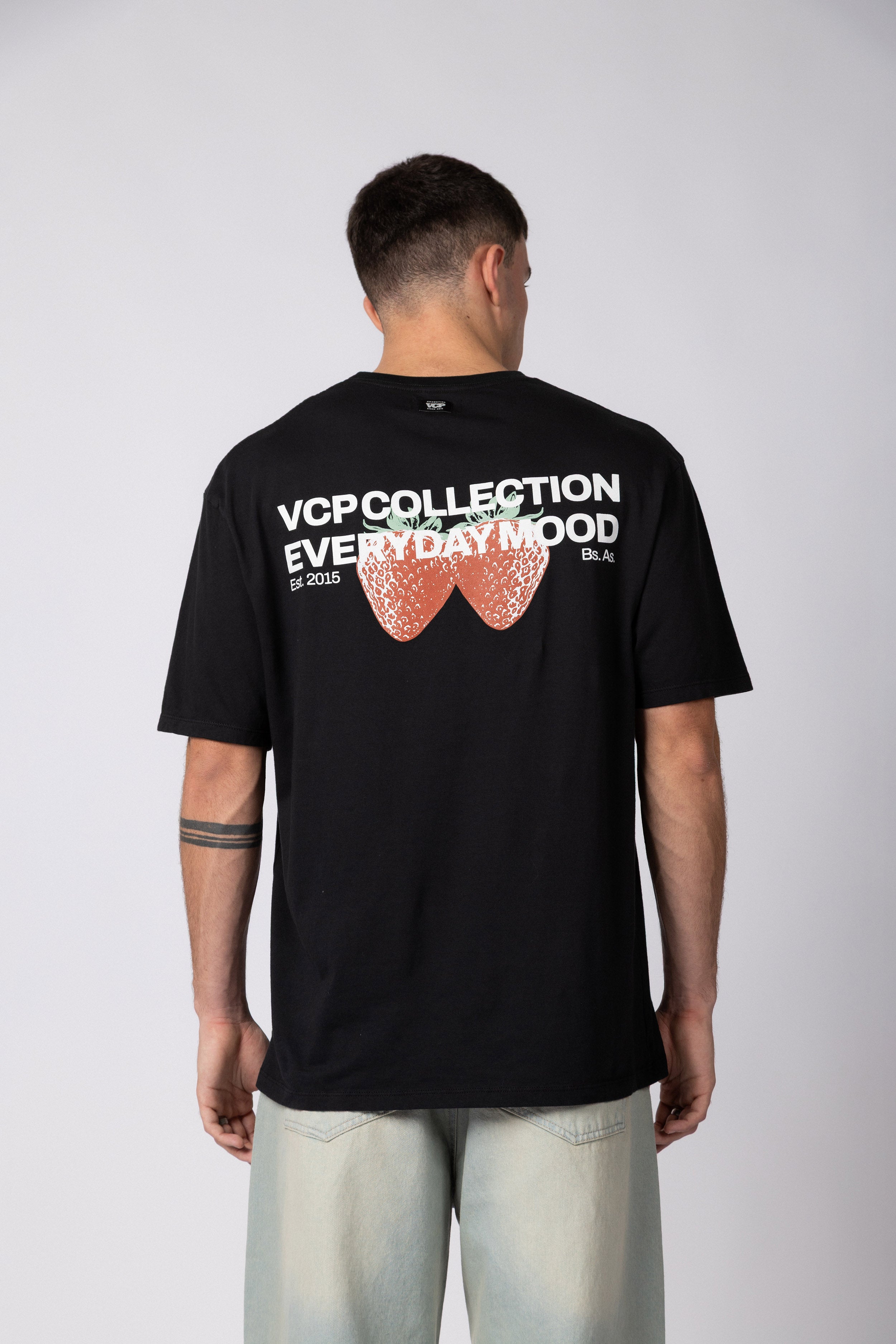 Remera RGL Juicy Negra