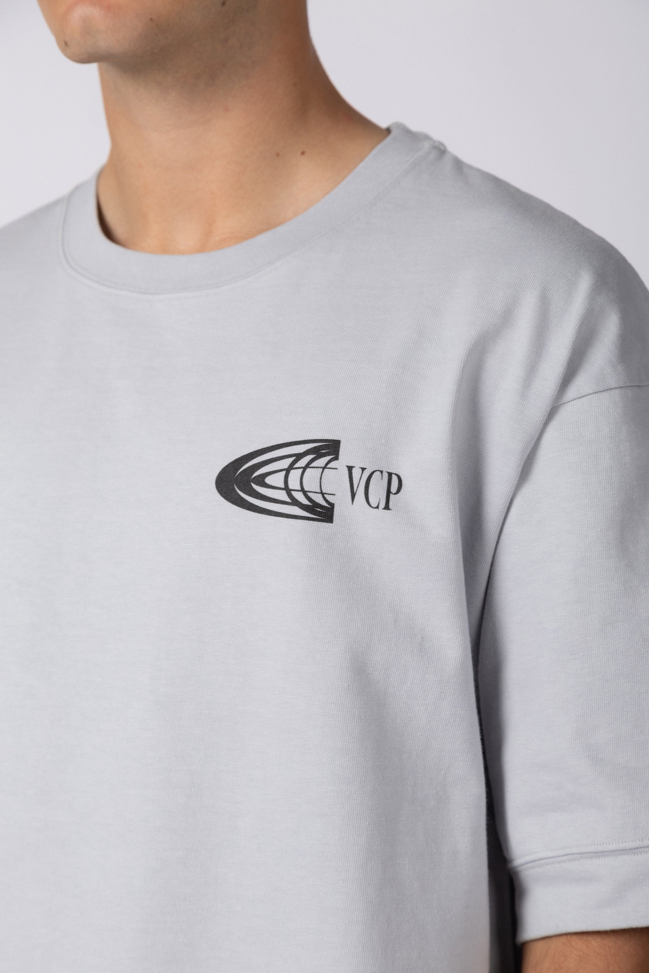 Remera HR Label Gris