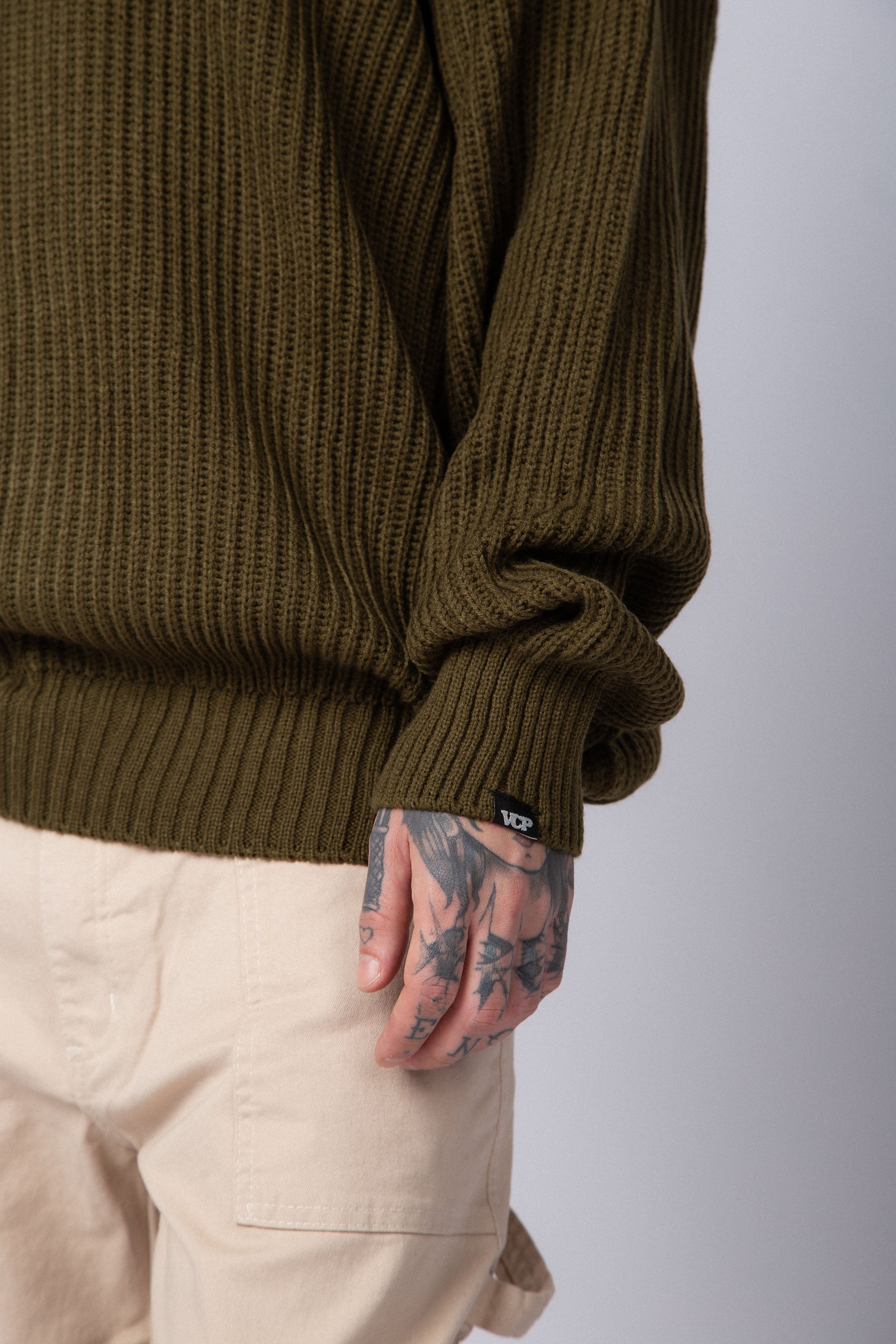 Sweater Over Trekker Militar