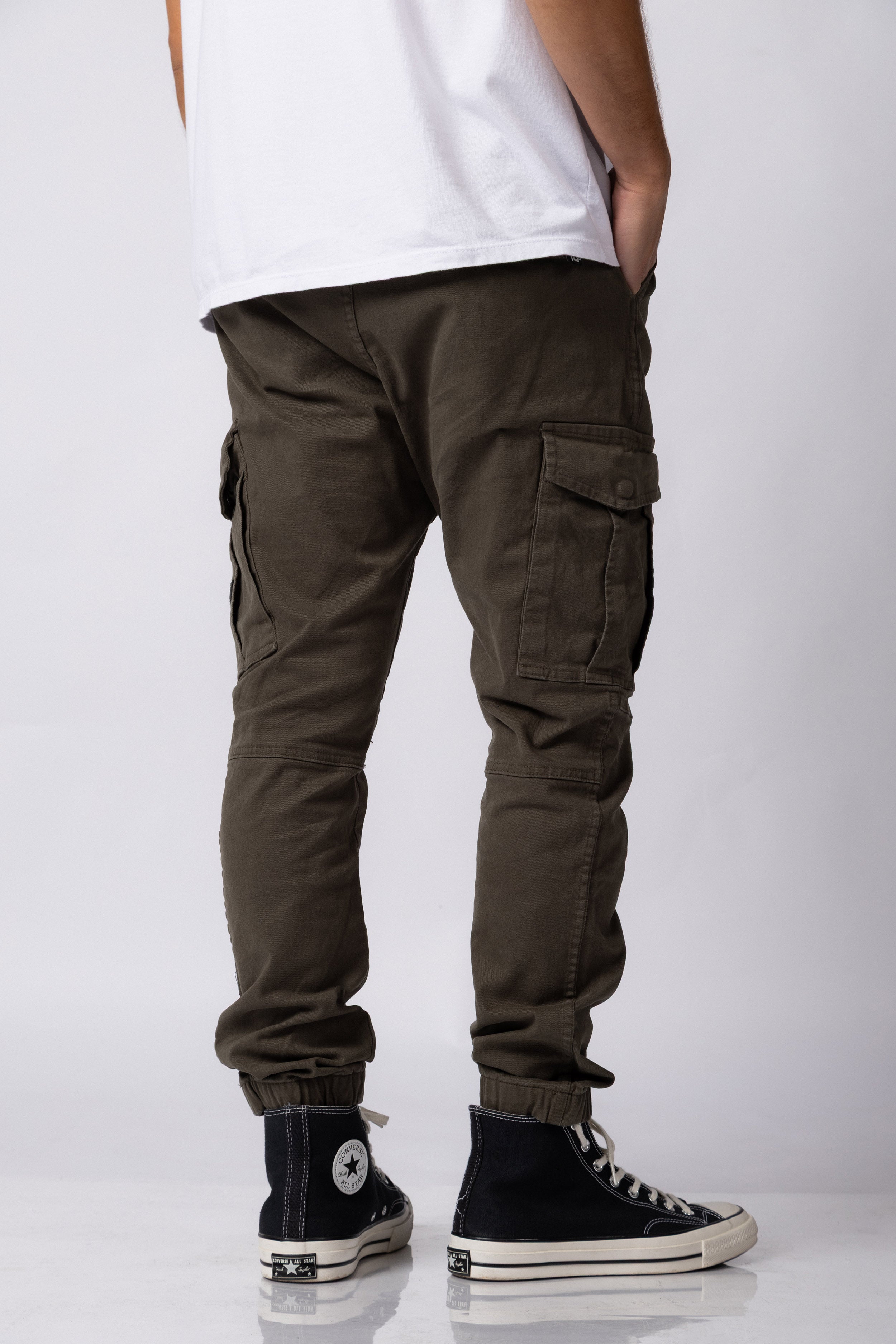 Jogger Cargo Comet Militar