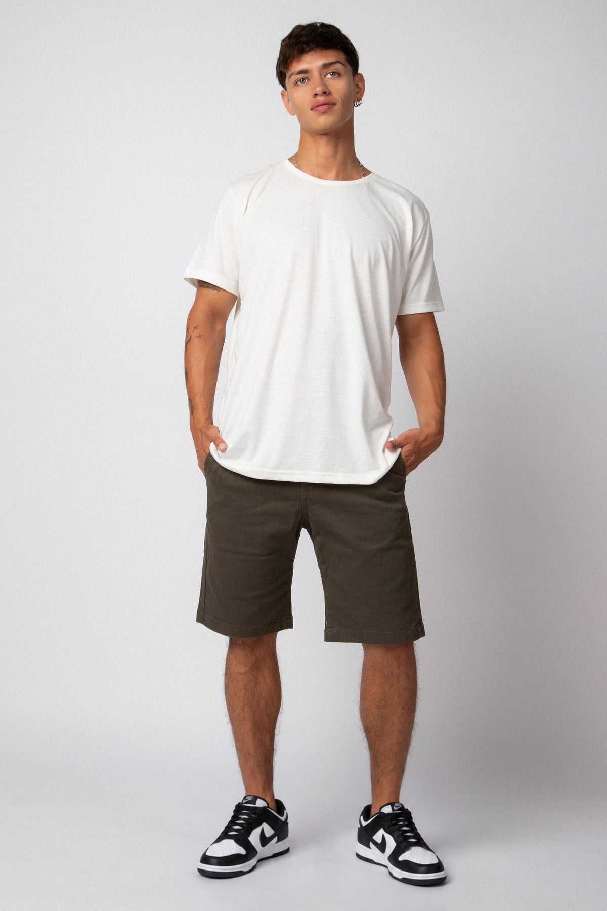 Bermuda Chino Prius Militar