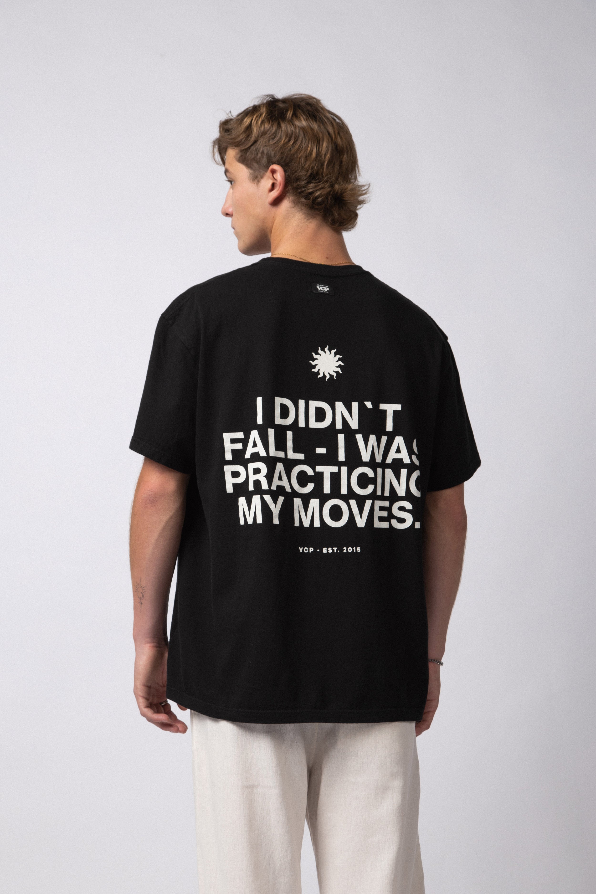 Remera RGL Moves Negra