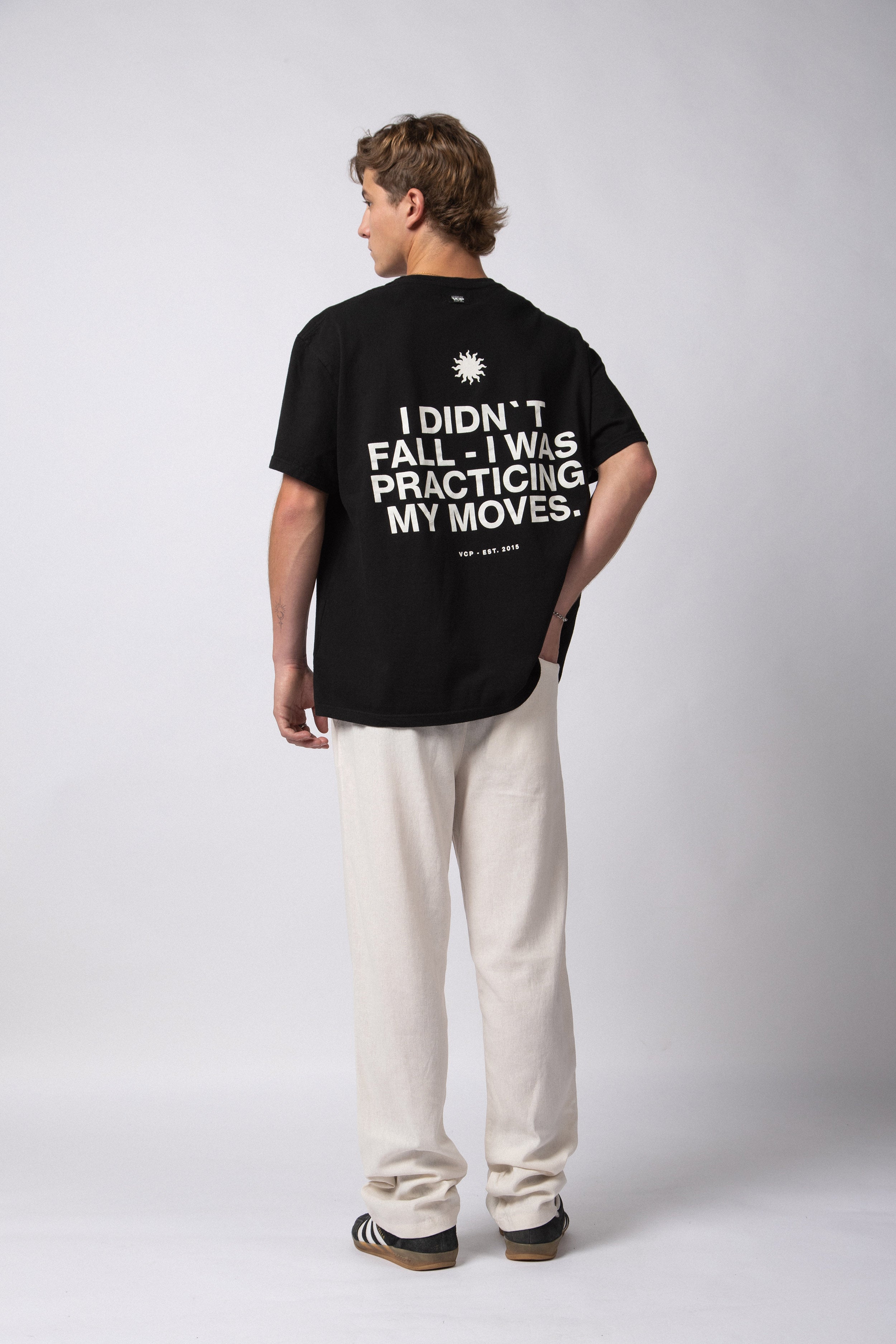 Remera RGL Moves Negra