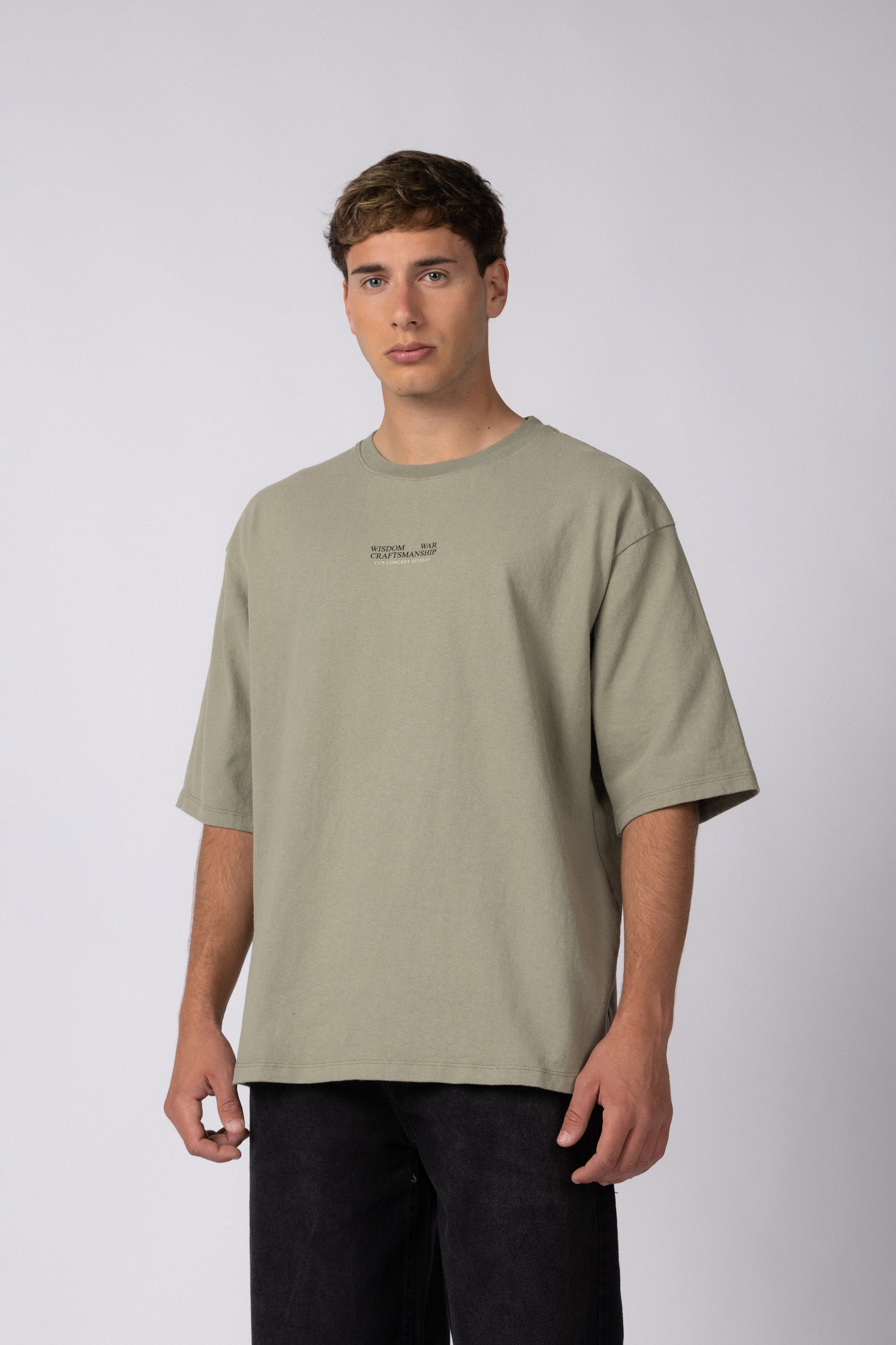 Remera Over Rhy Myth Oliva