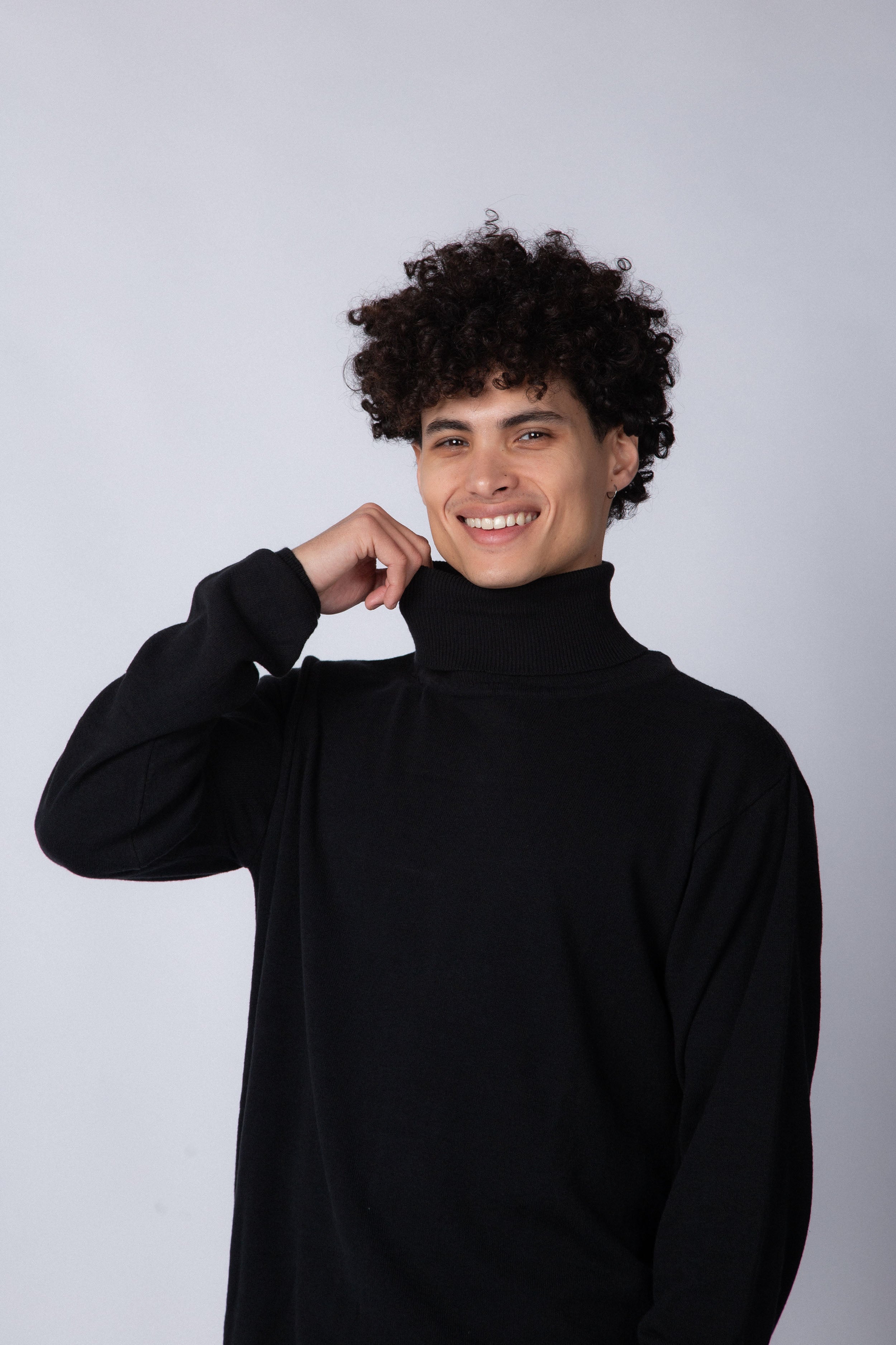 Sweater Polera Paul Negra