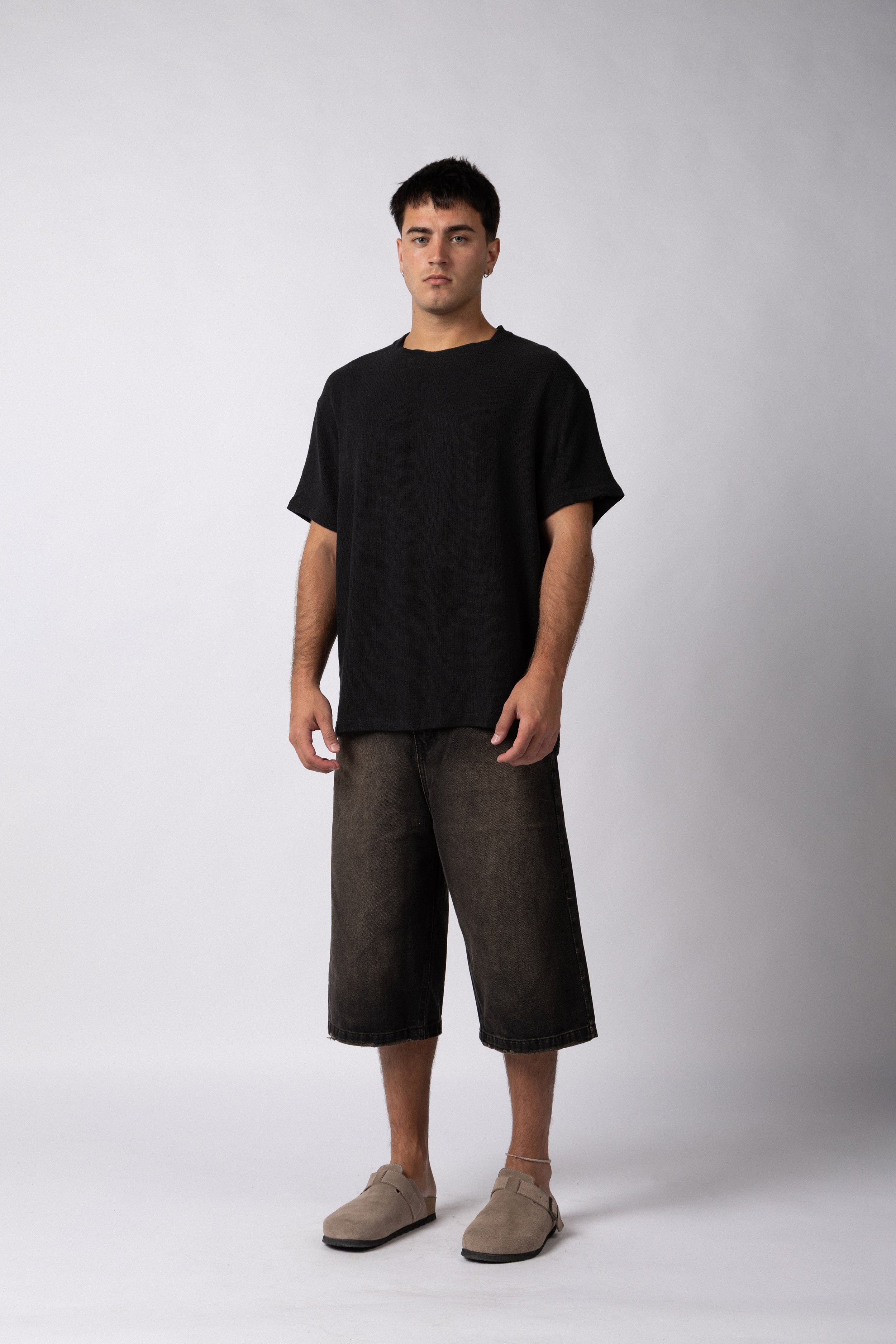 Remera Lino Sid Negra