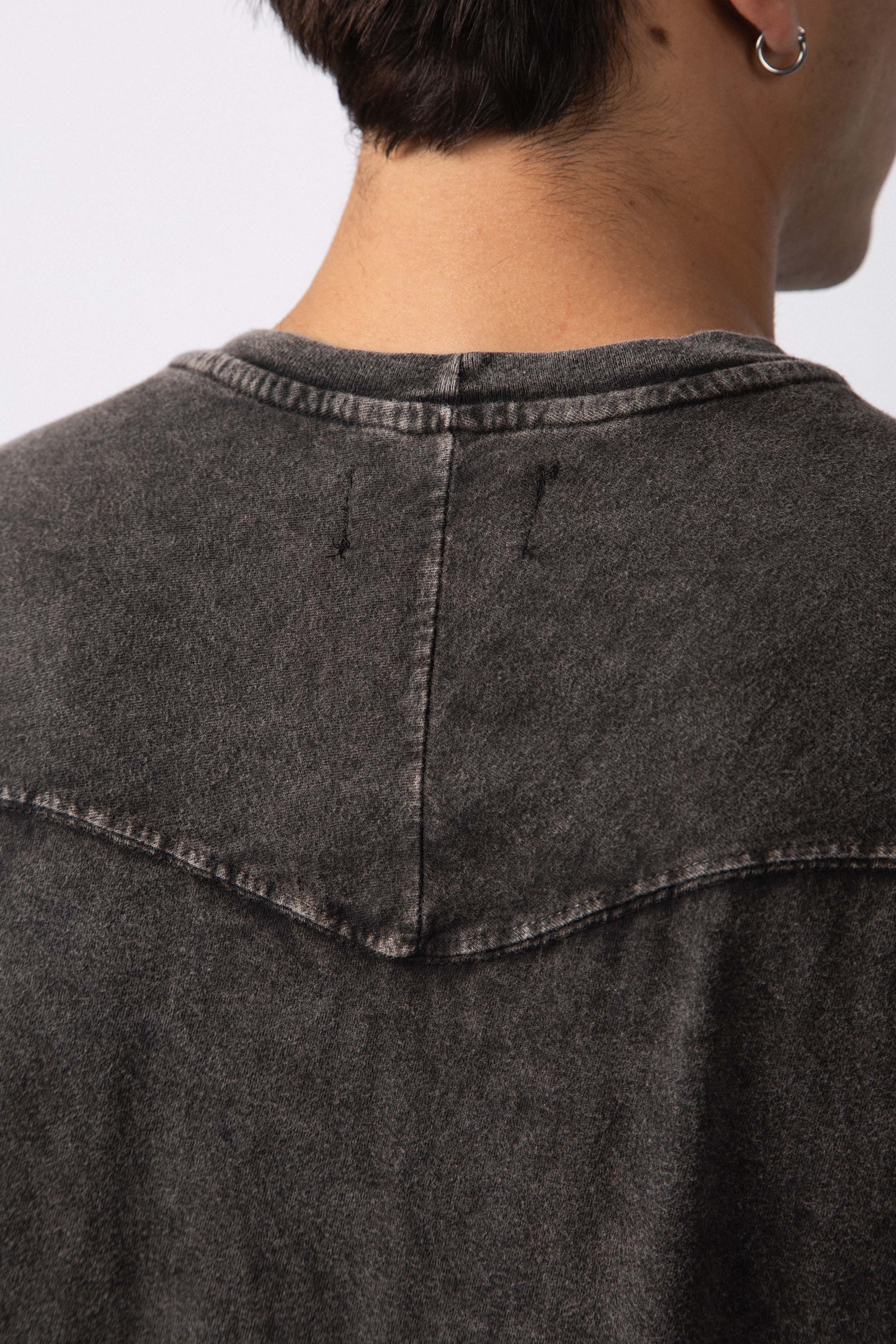 Remera Over Vorn Negra