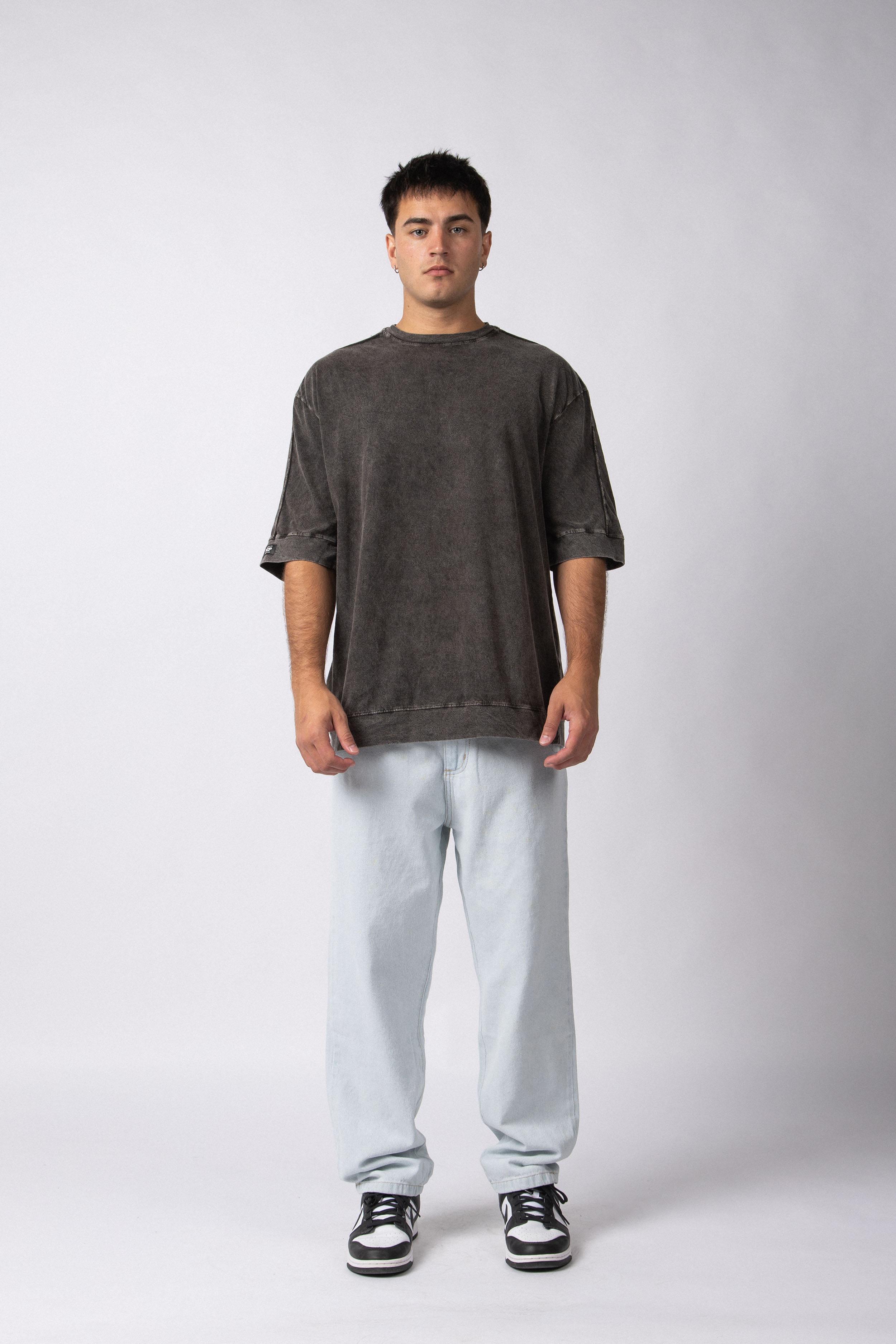 Remera Over Vorn Negra