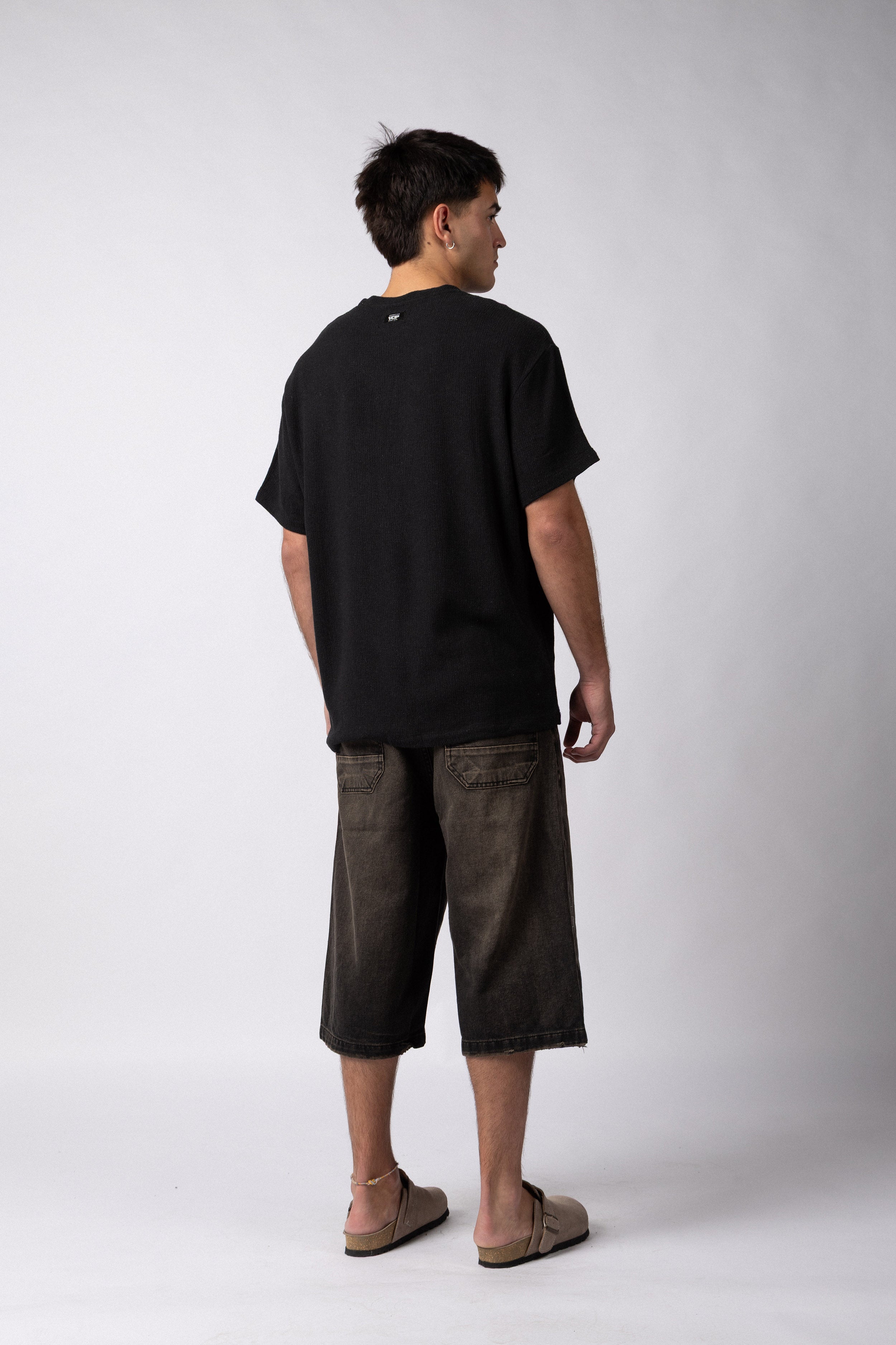 Remera Lino Sid Negra