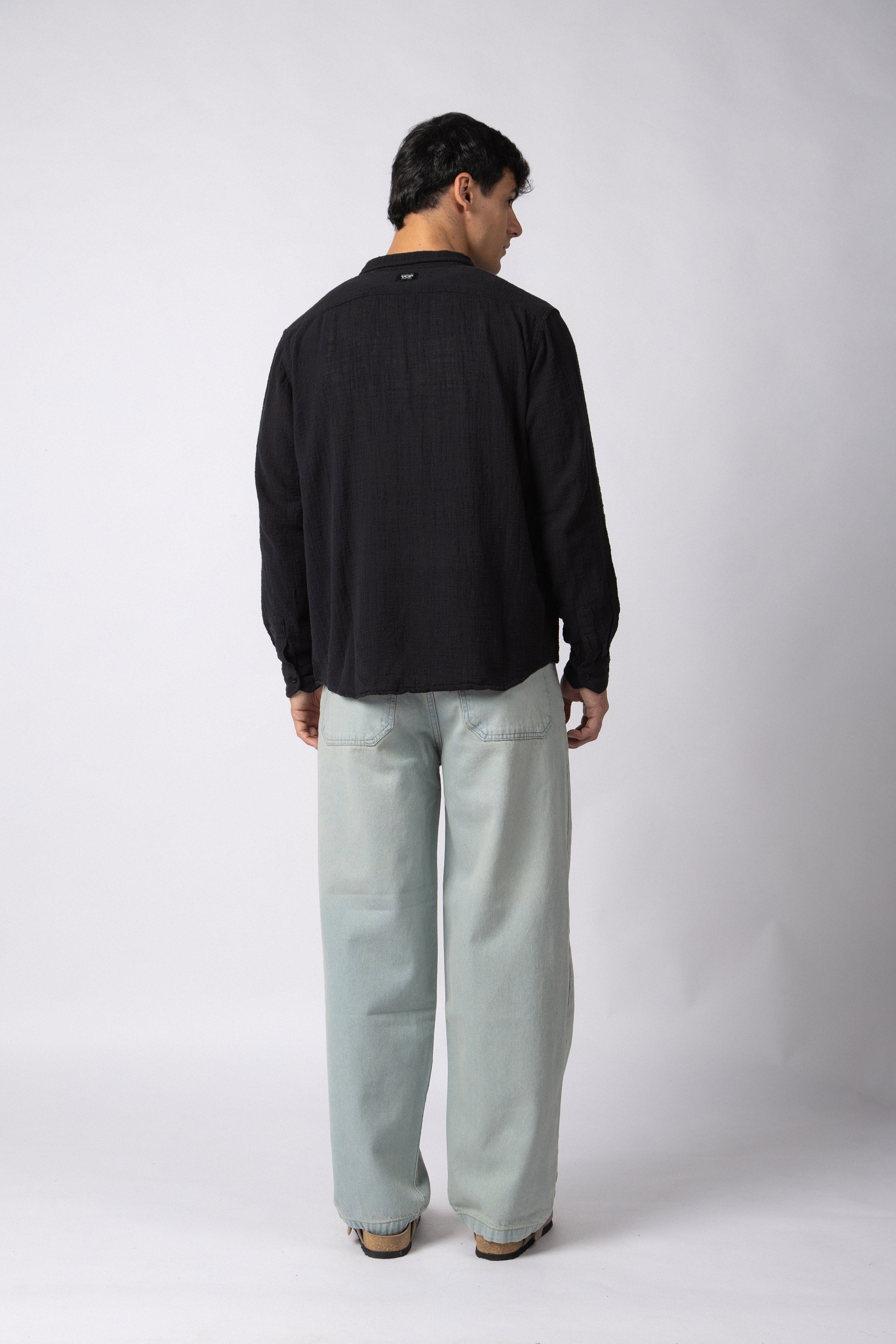 Camisa Manga Larga Lino Zen Negra