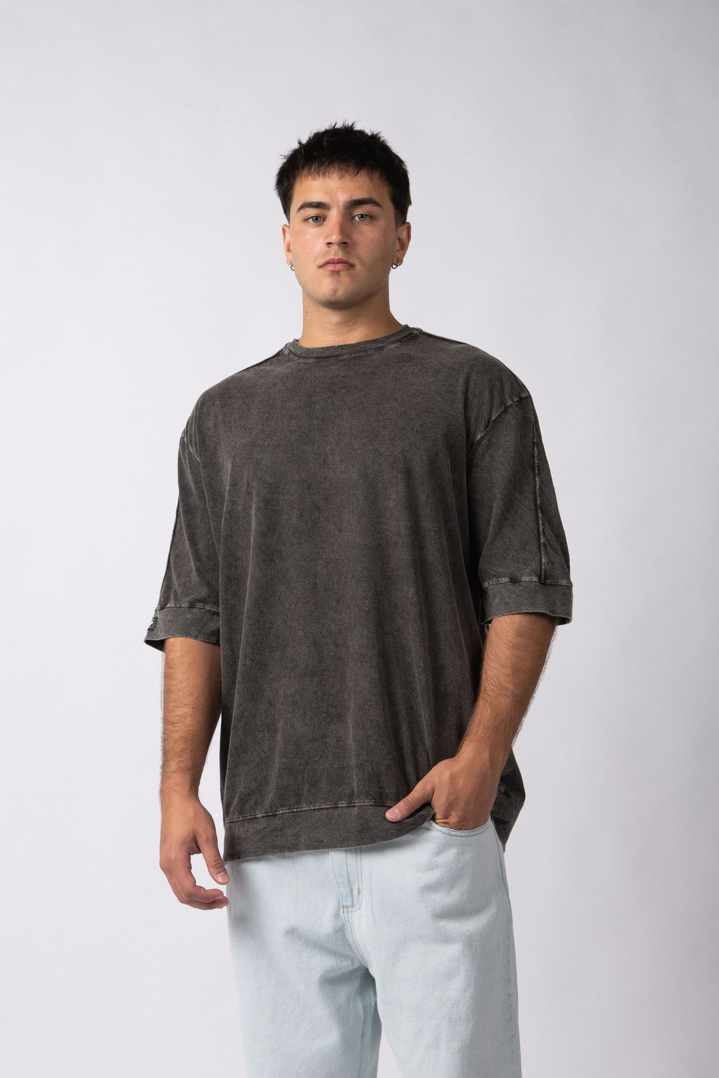 Remera Over Vorn Negra