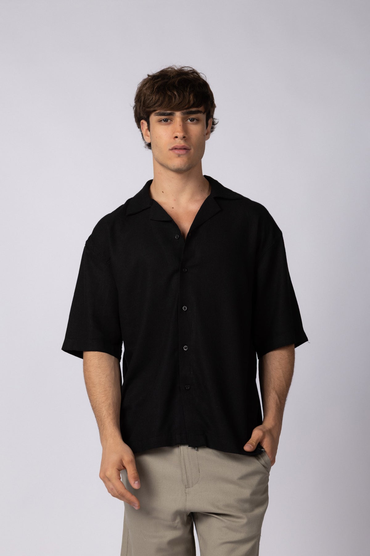 Camisa Manga Corta Lino Rukan Negra