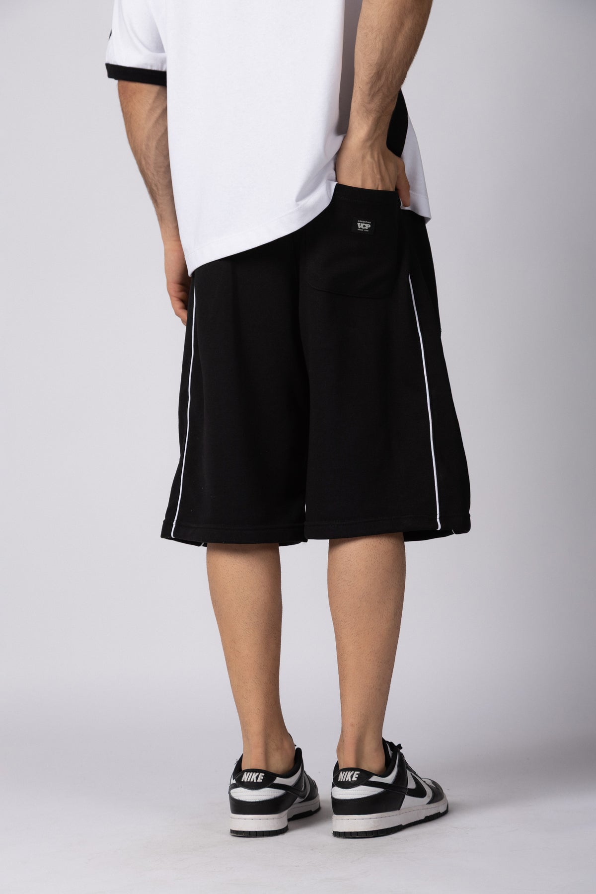 Bermuda Baggy Fena Negra