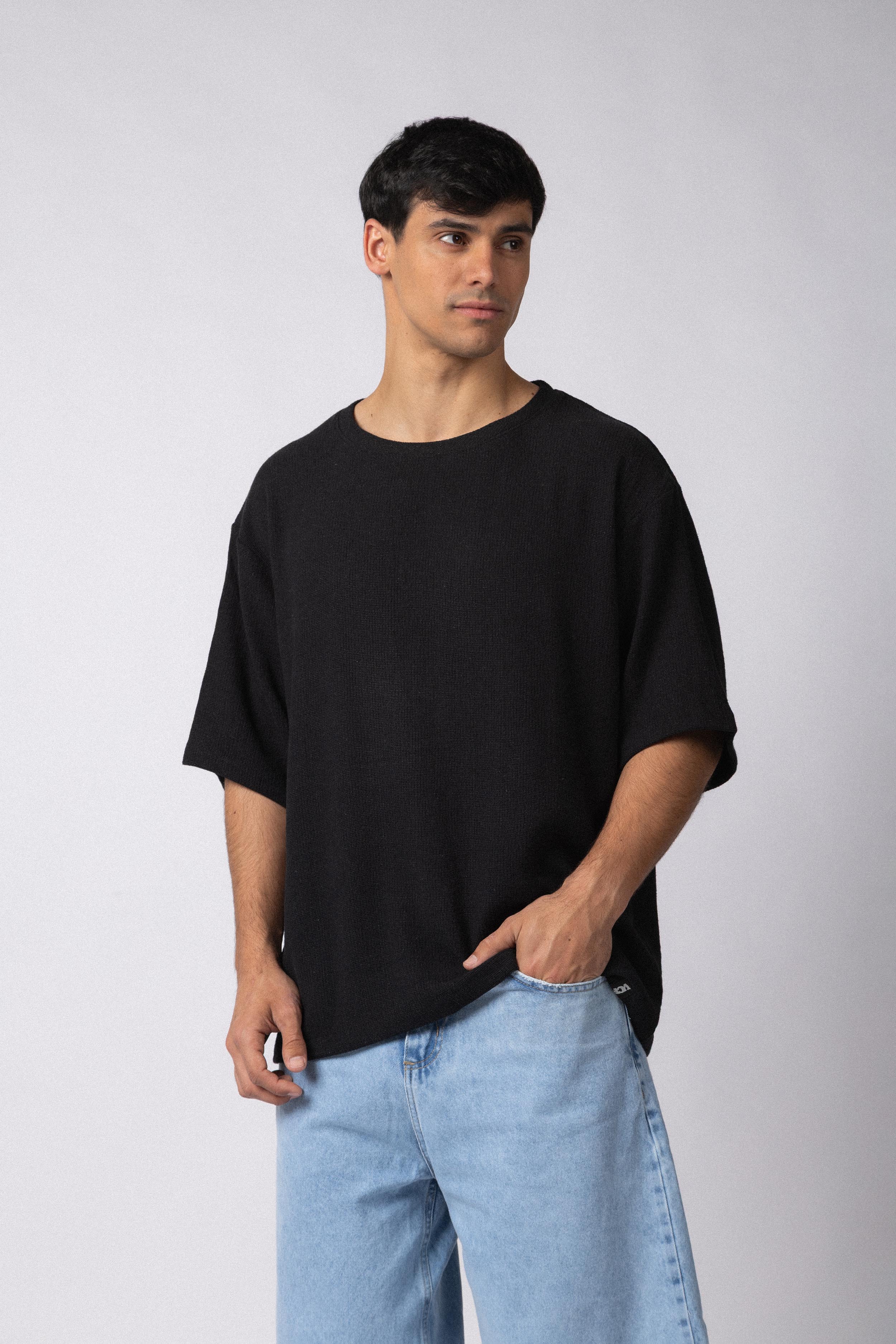 Remera Over Lino Lein Negra
