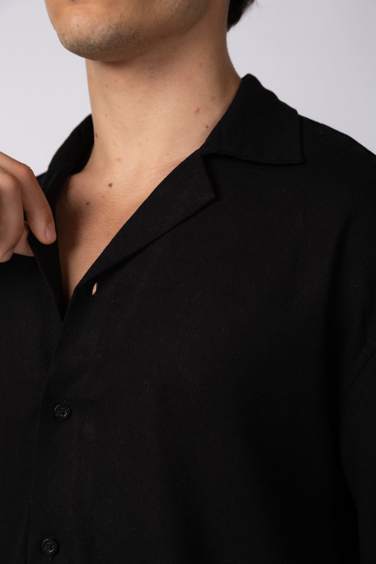 Camisa Manga Corta Lino Rukan Negra