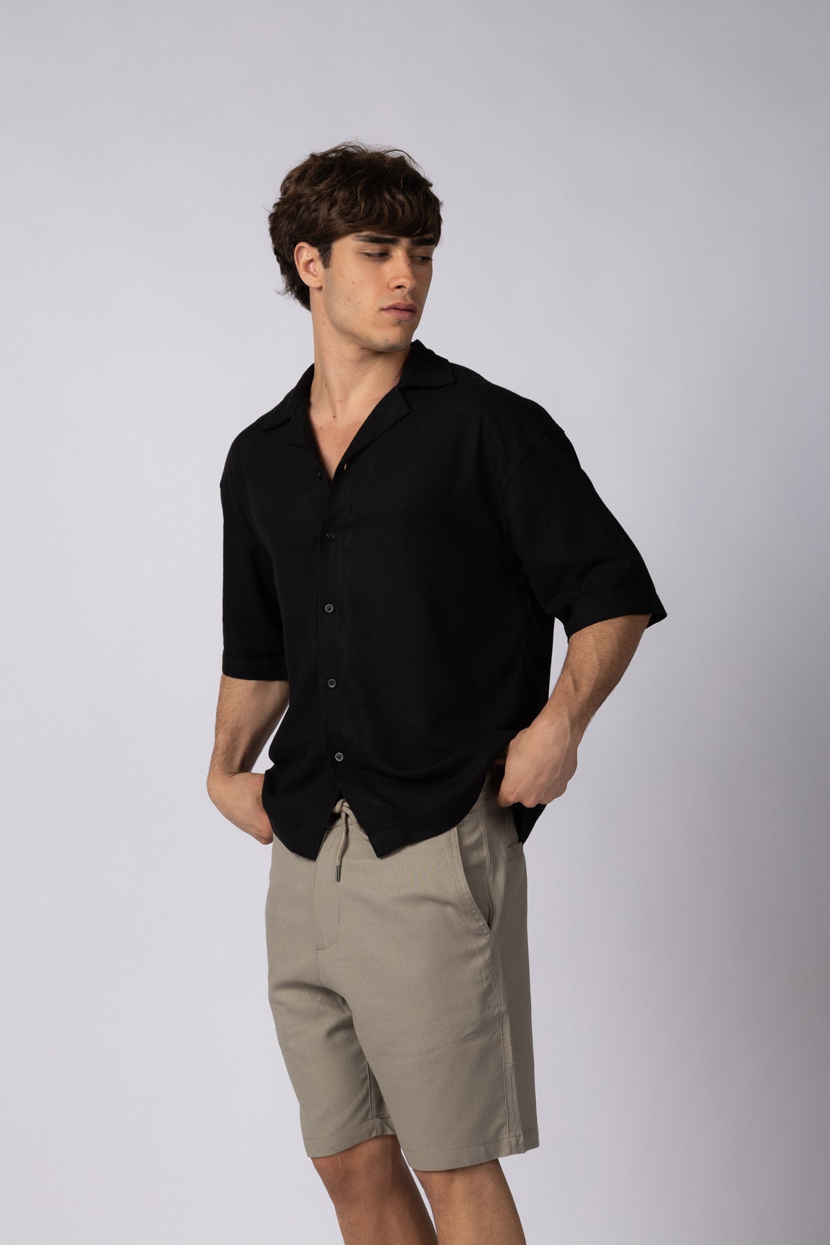 Camisa Manga Corta Lino Rukan Negra