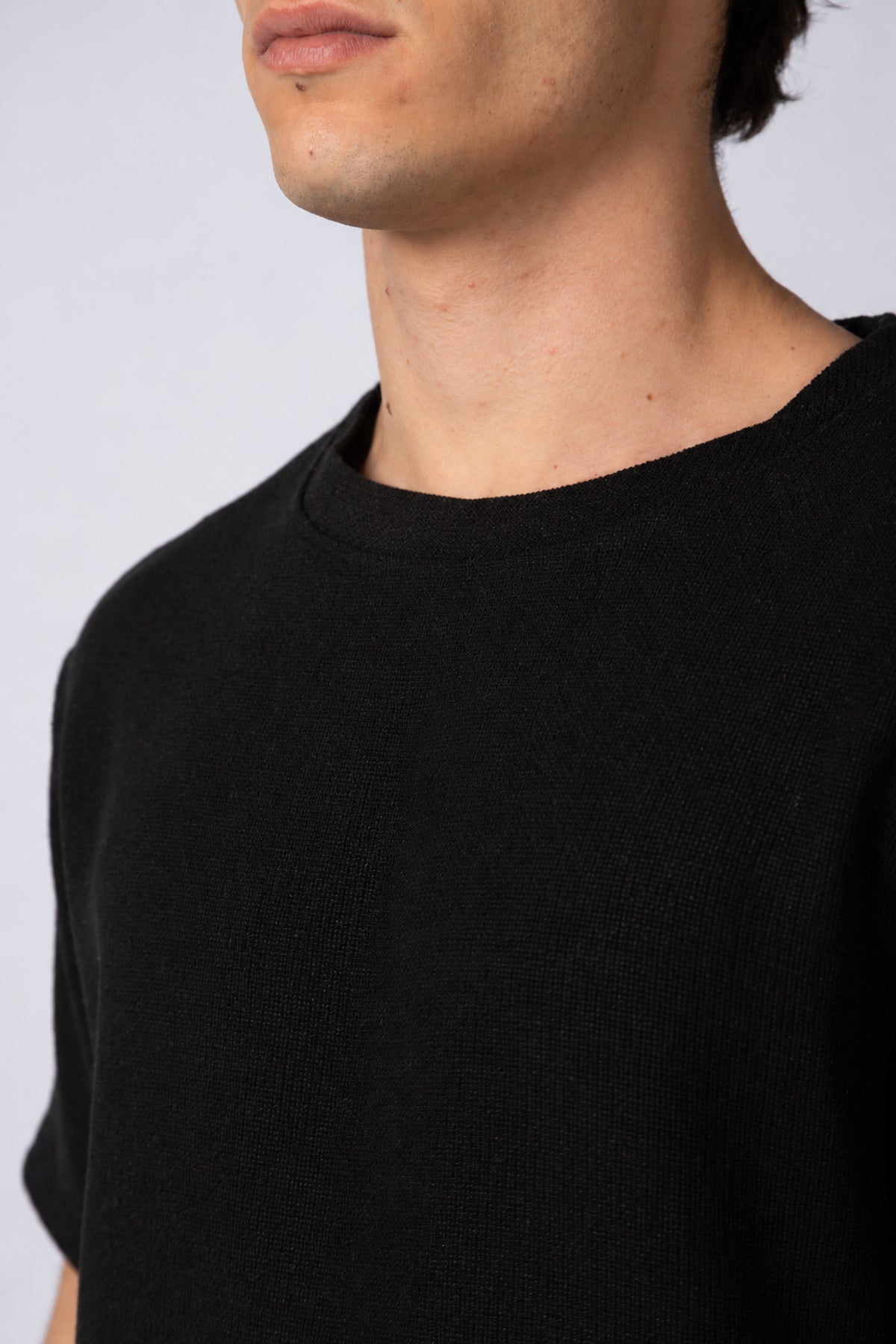 Remera Lino Giel Negra