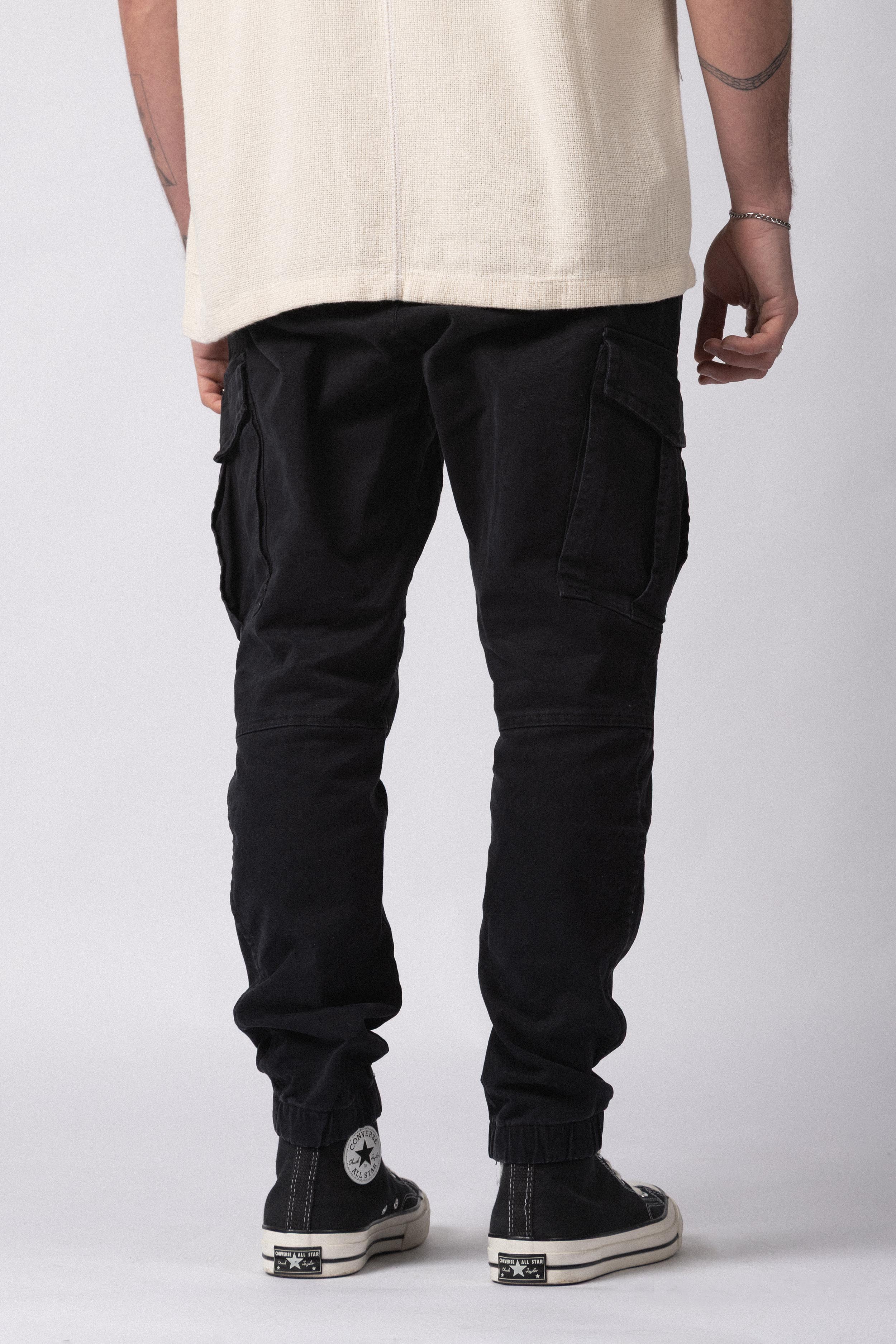 Jogger Cargo Comet Negro