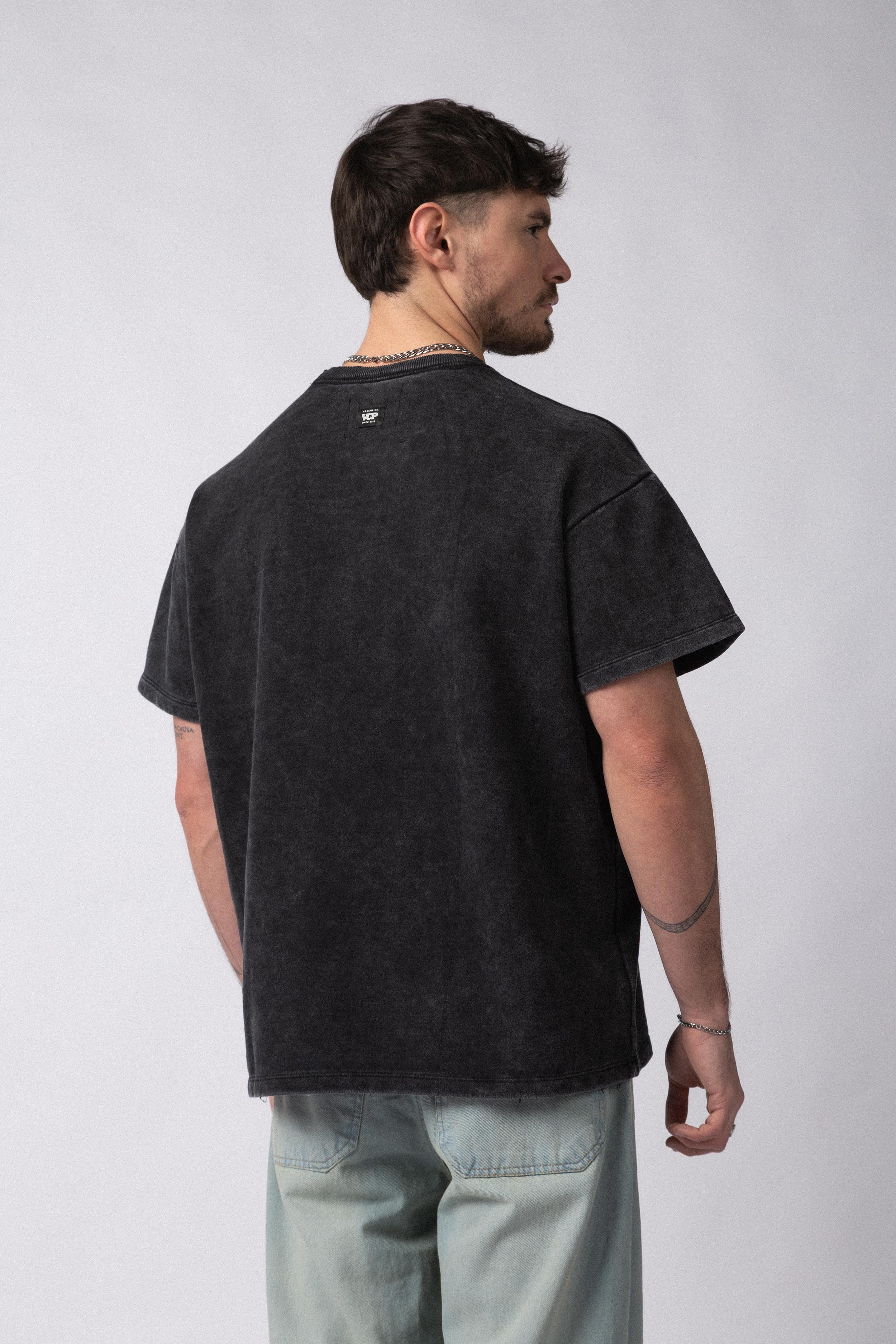 Remeron Rustico Over Glow Negro