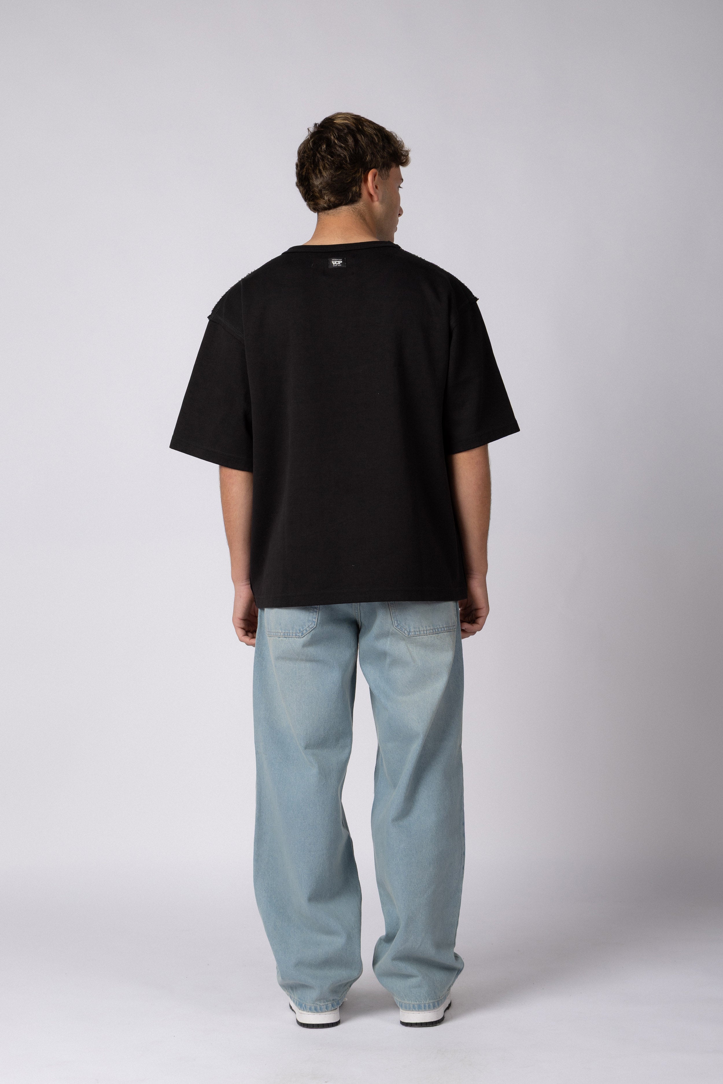 Remera Over Kold Negra