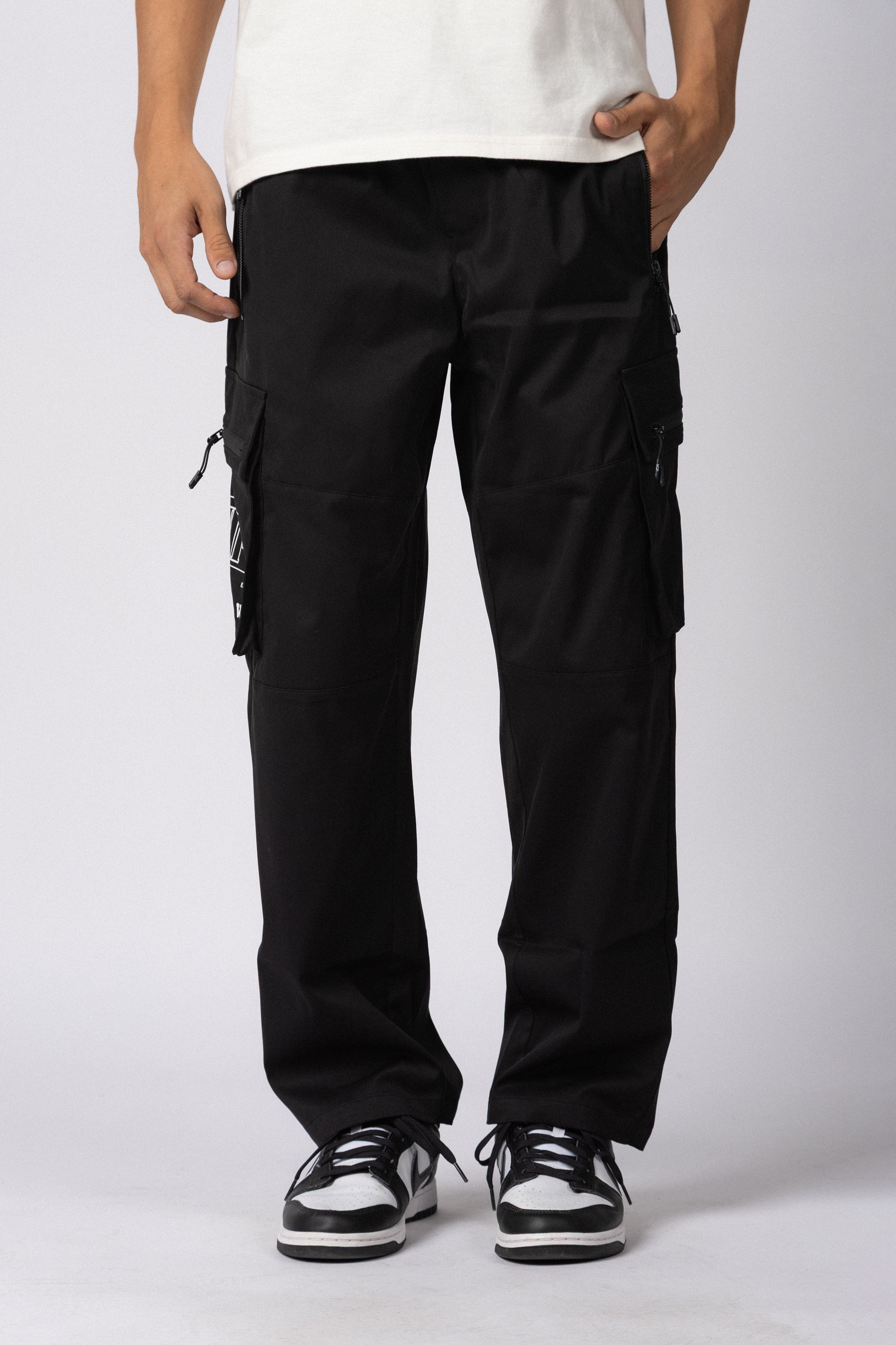 Pantalon Cargo Strik Negro