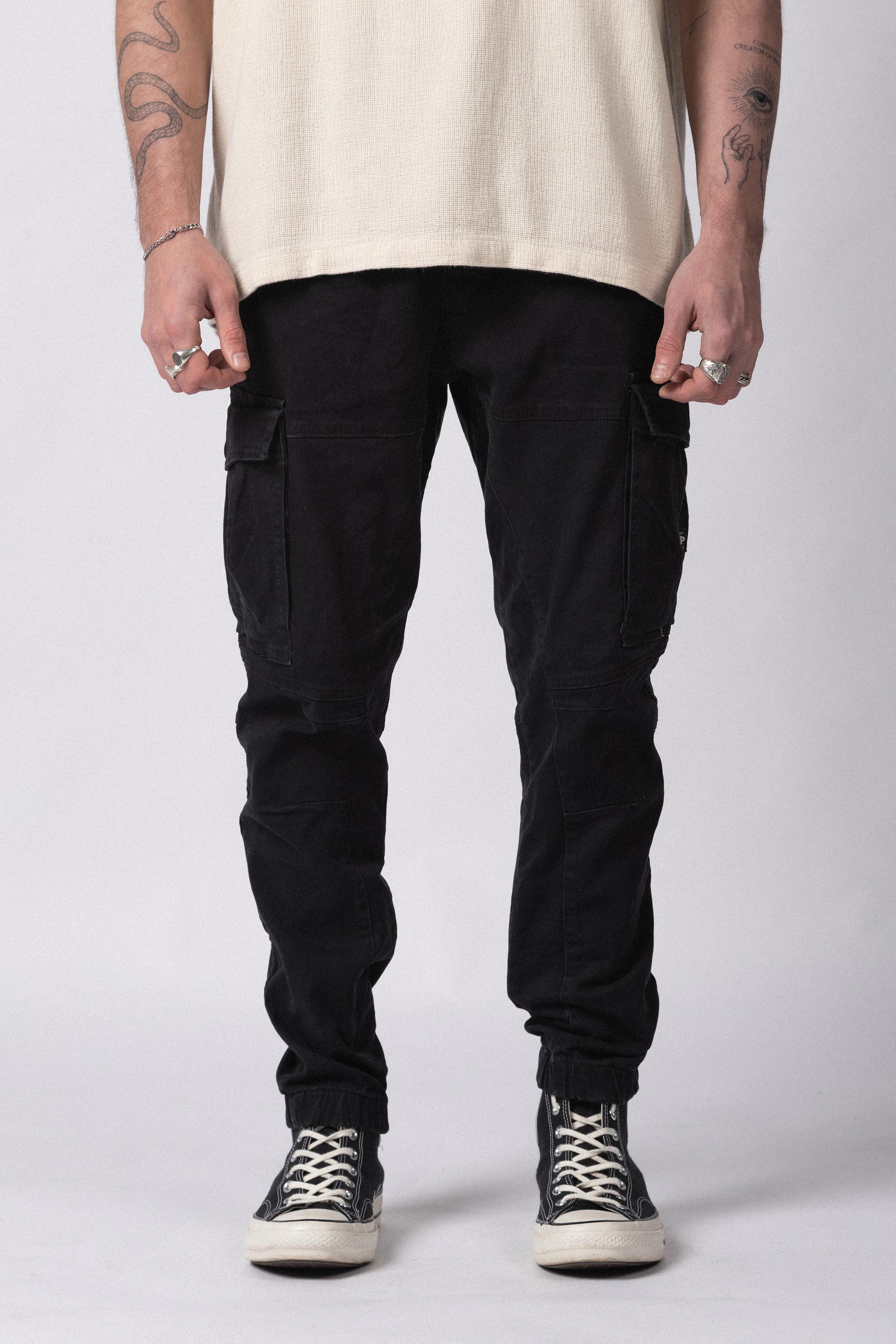 Jogger Cargo Comet Negro