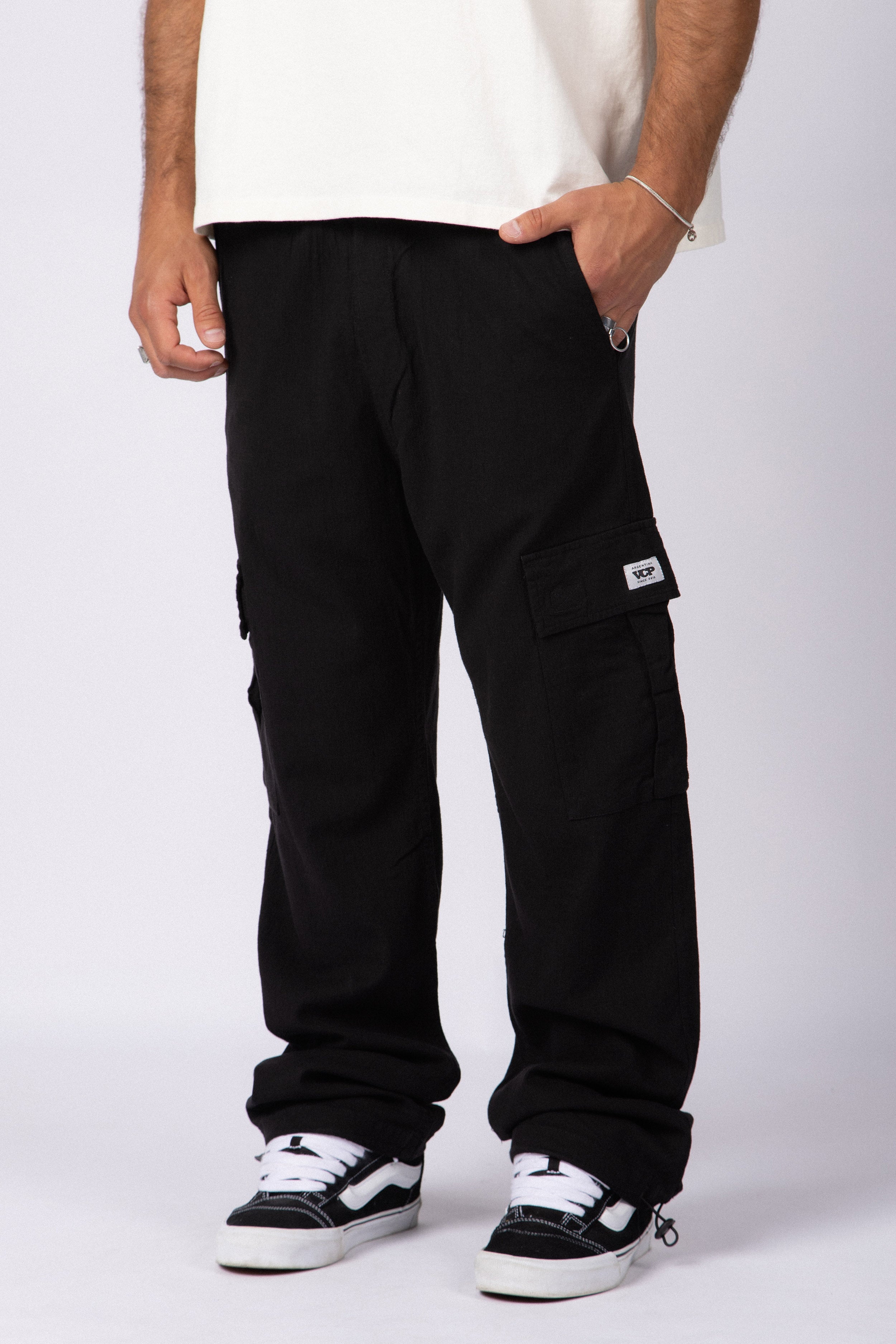 Pantalon Cargo Lino Taro Negro