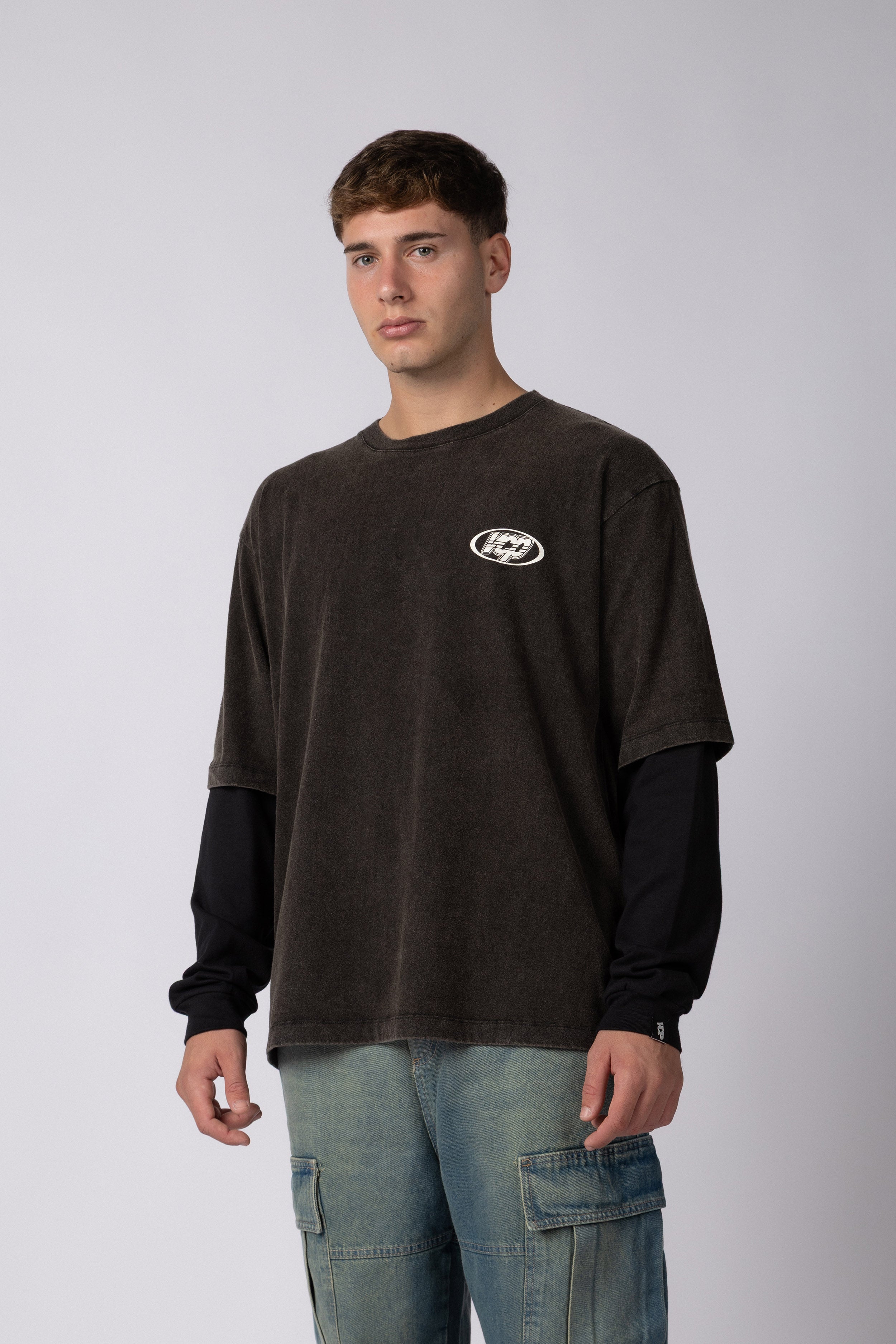 Remera Manga Larga SAV Quarter Negra
