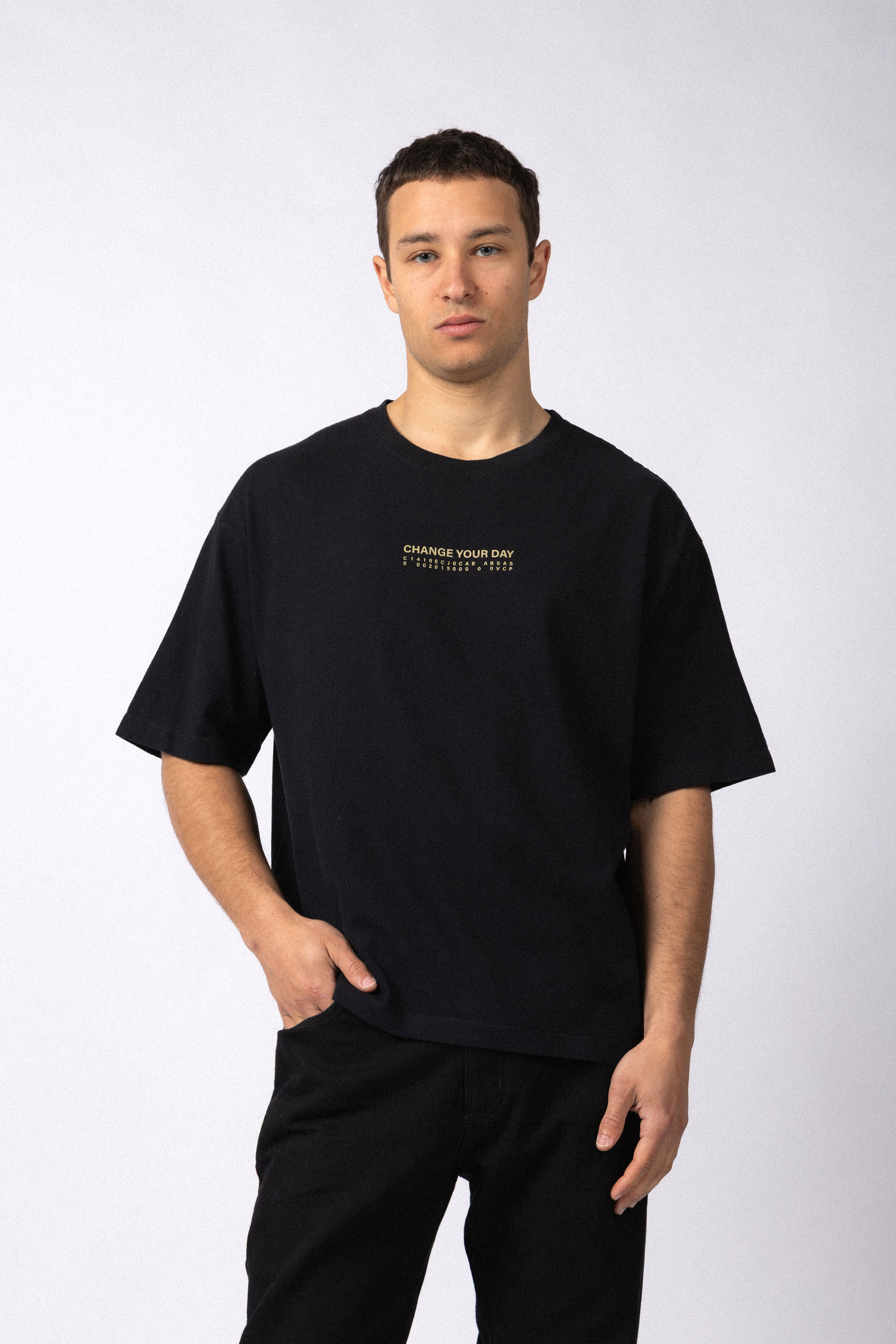 Remera Boxy Change Negra