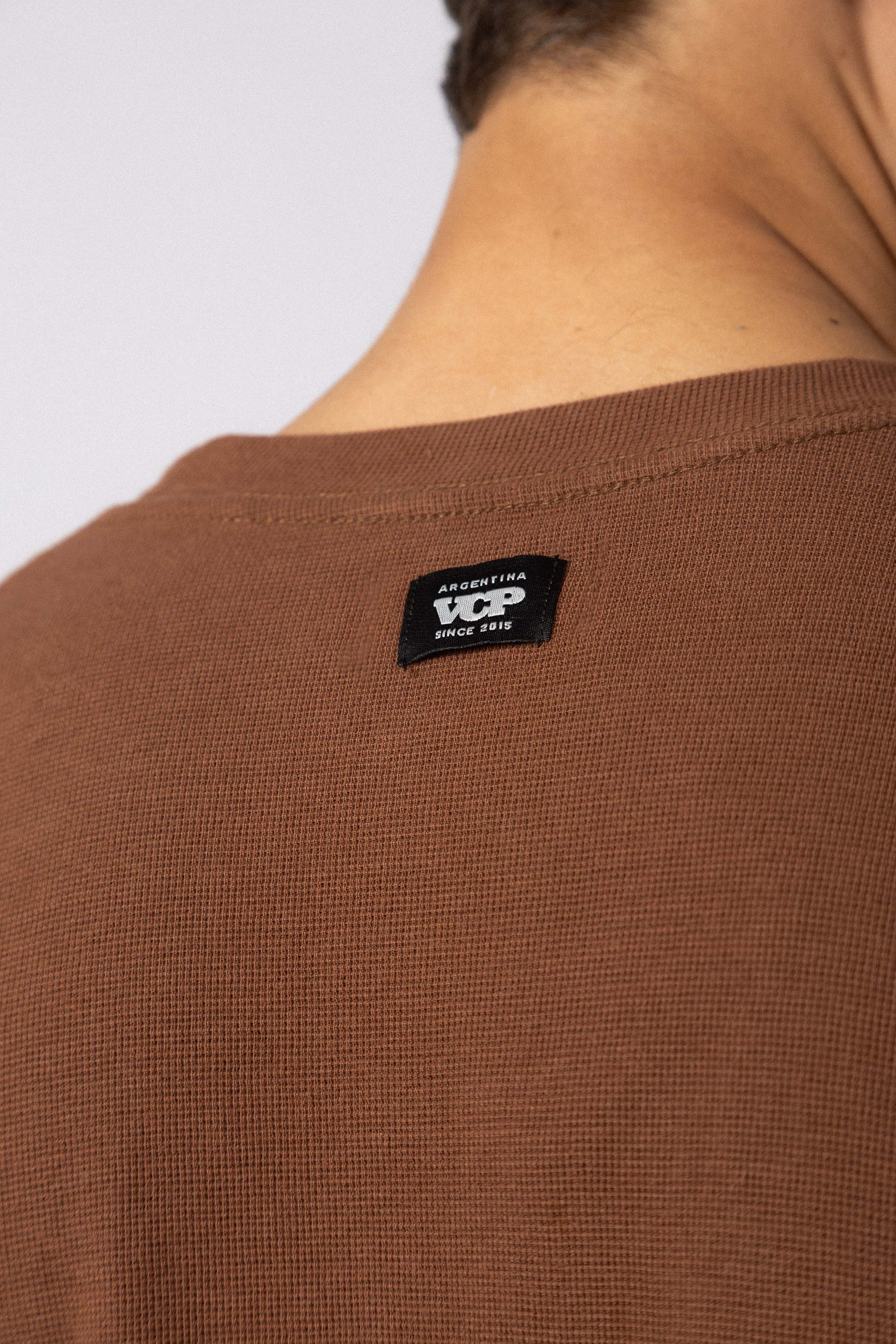 Remera Over Fylo Choco