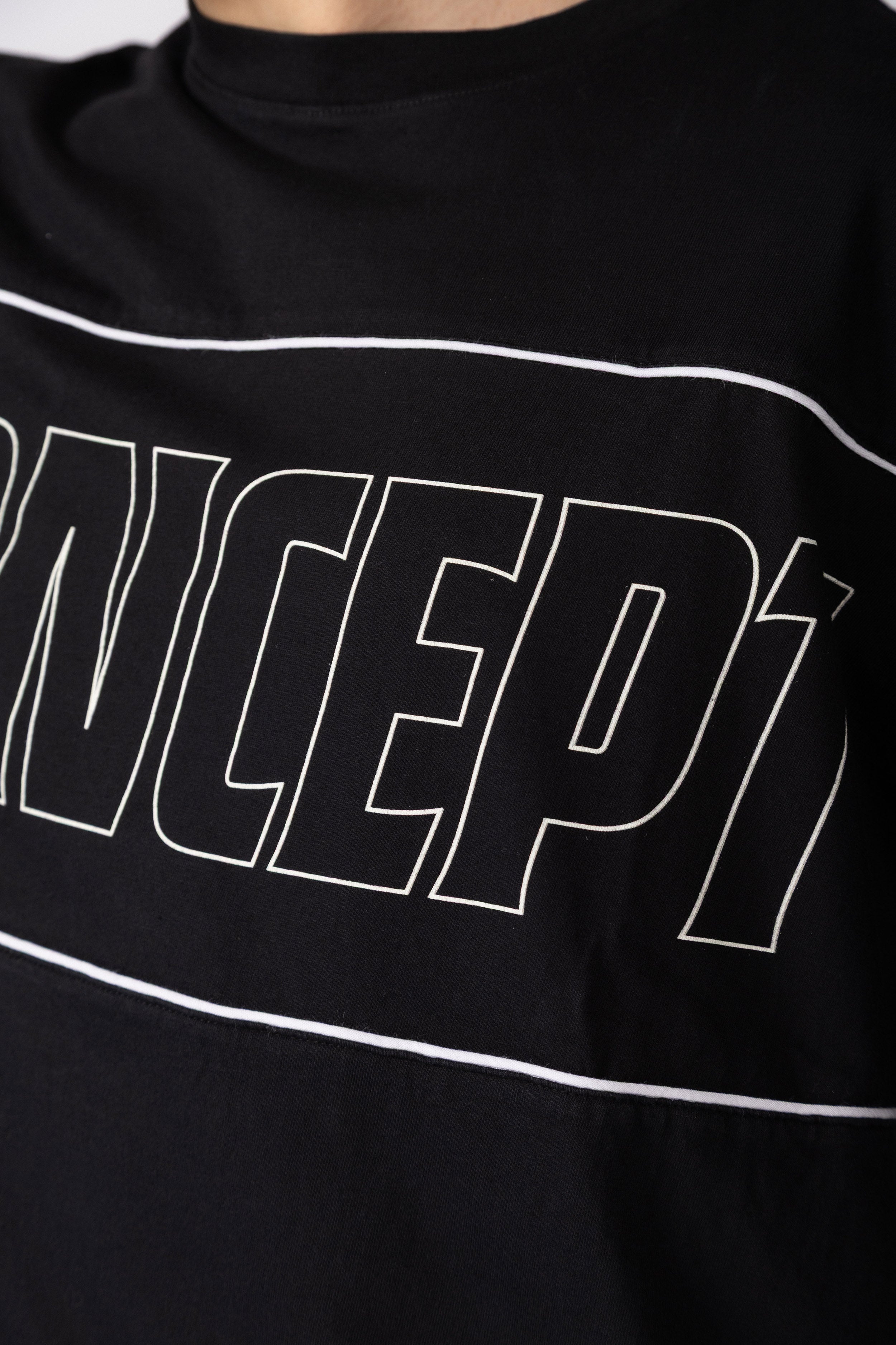 Remera Gabo Dept Negra