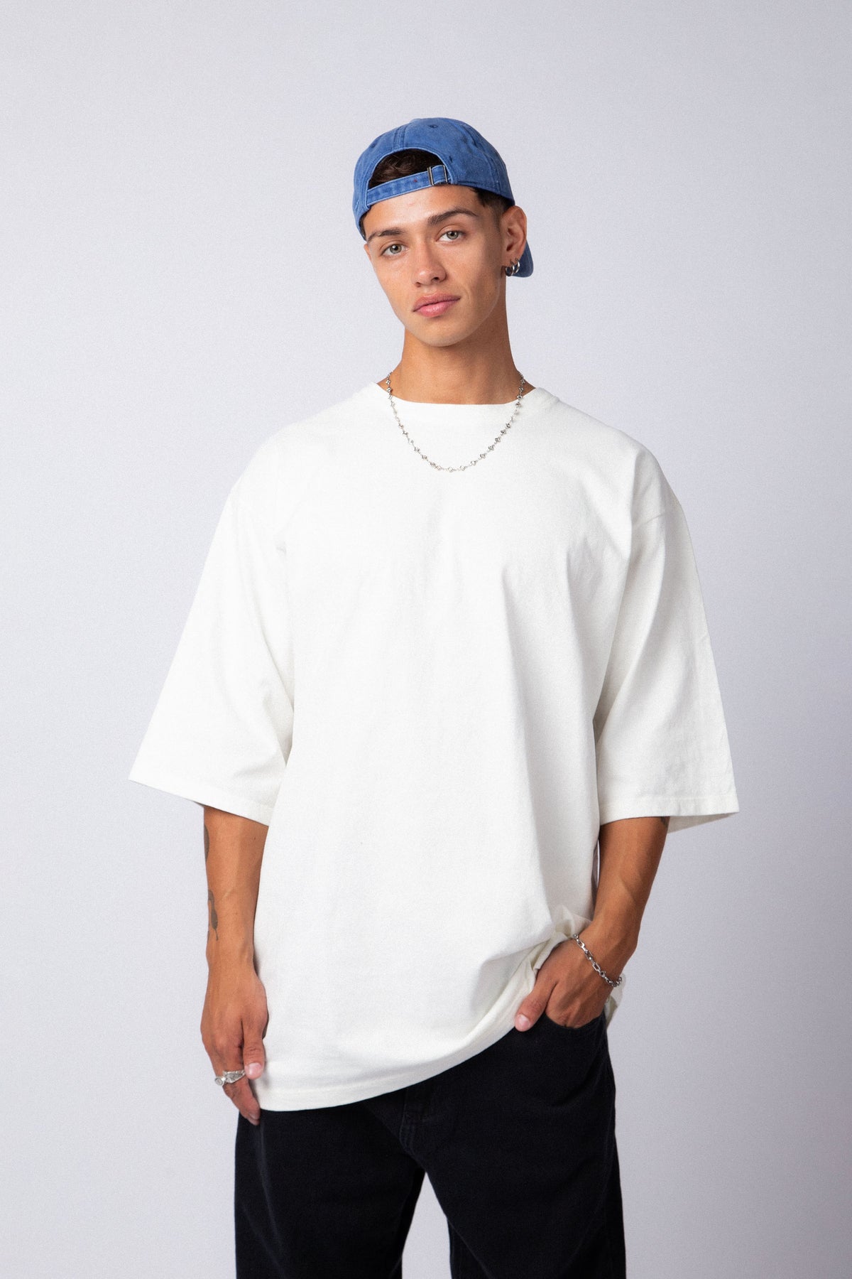 Remera Over Carl Crudo