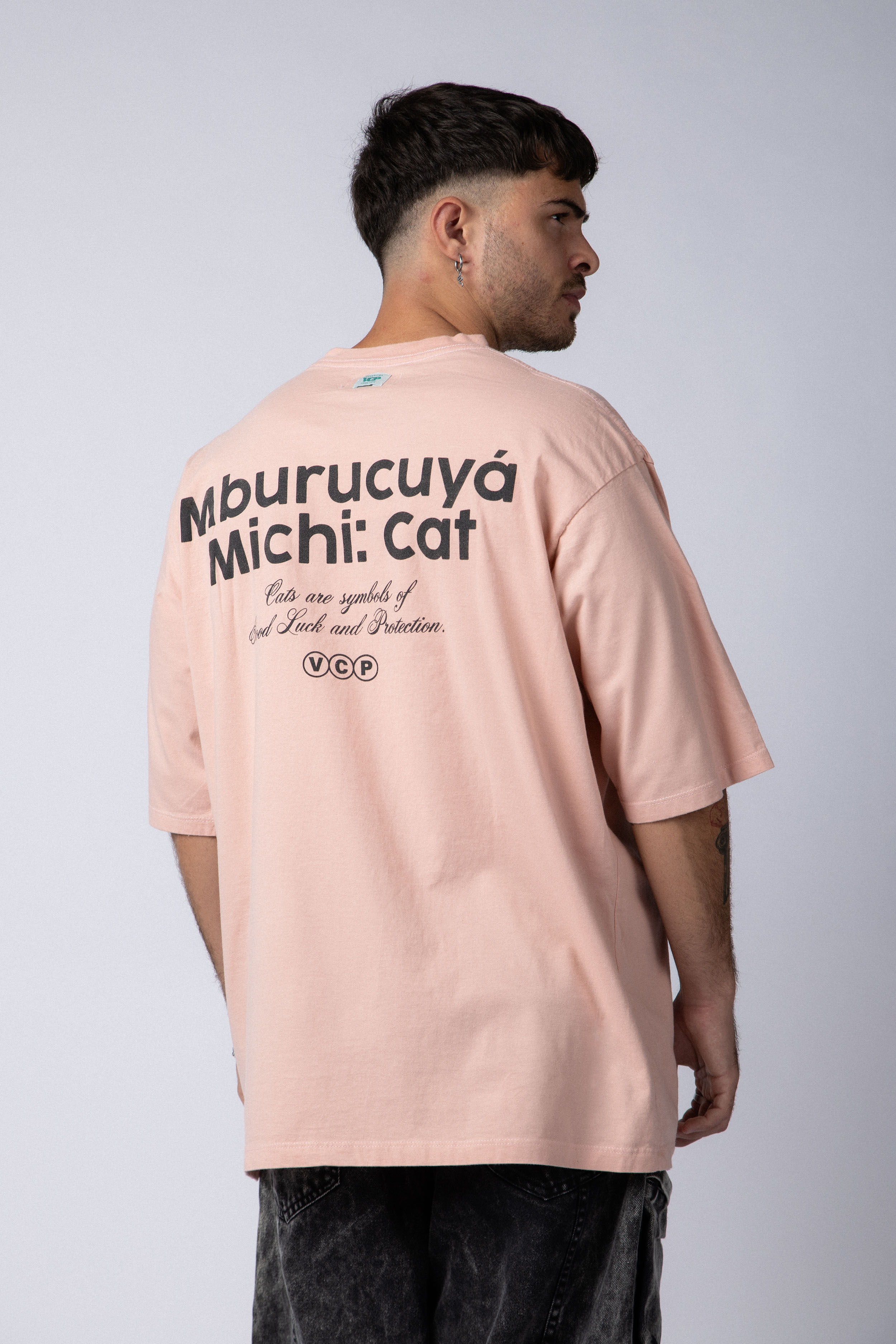 Remera Over Taz Michi Rosa