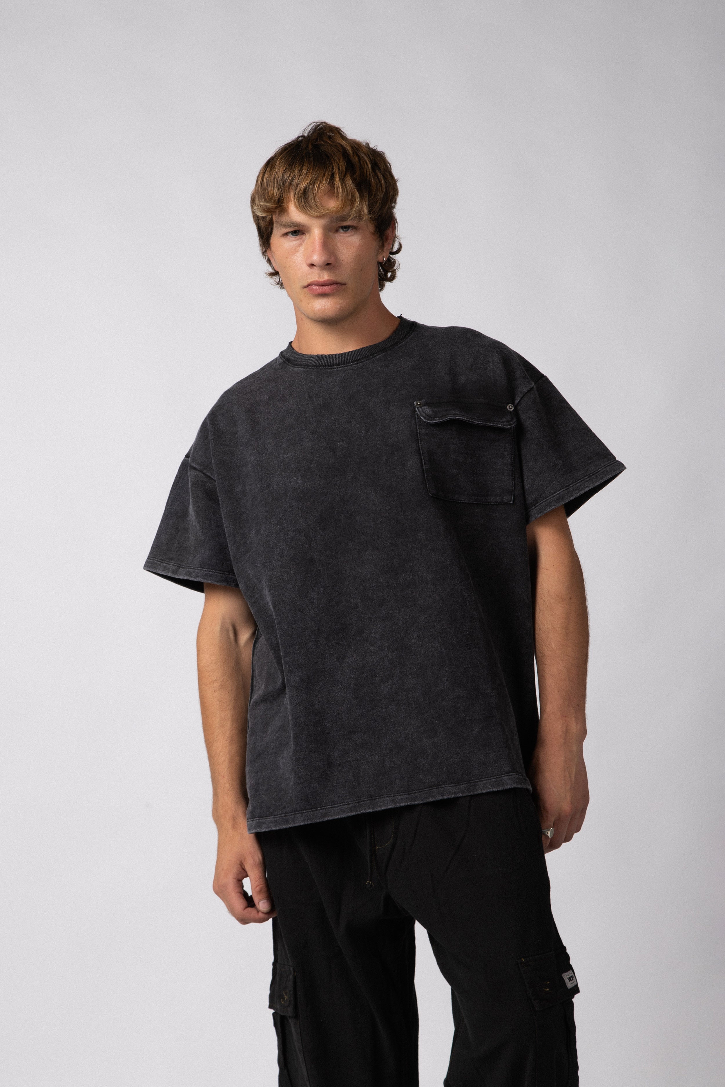 Remera Rustico Over Glow Negro