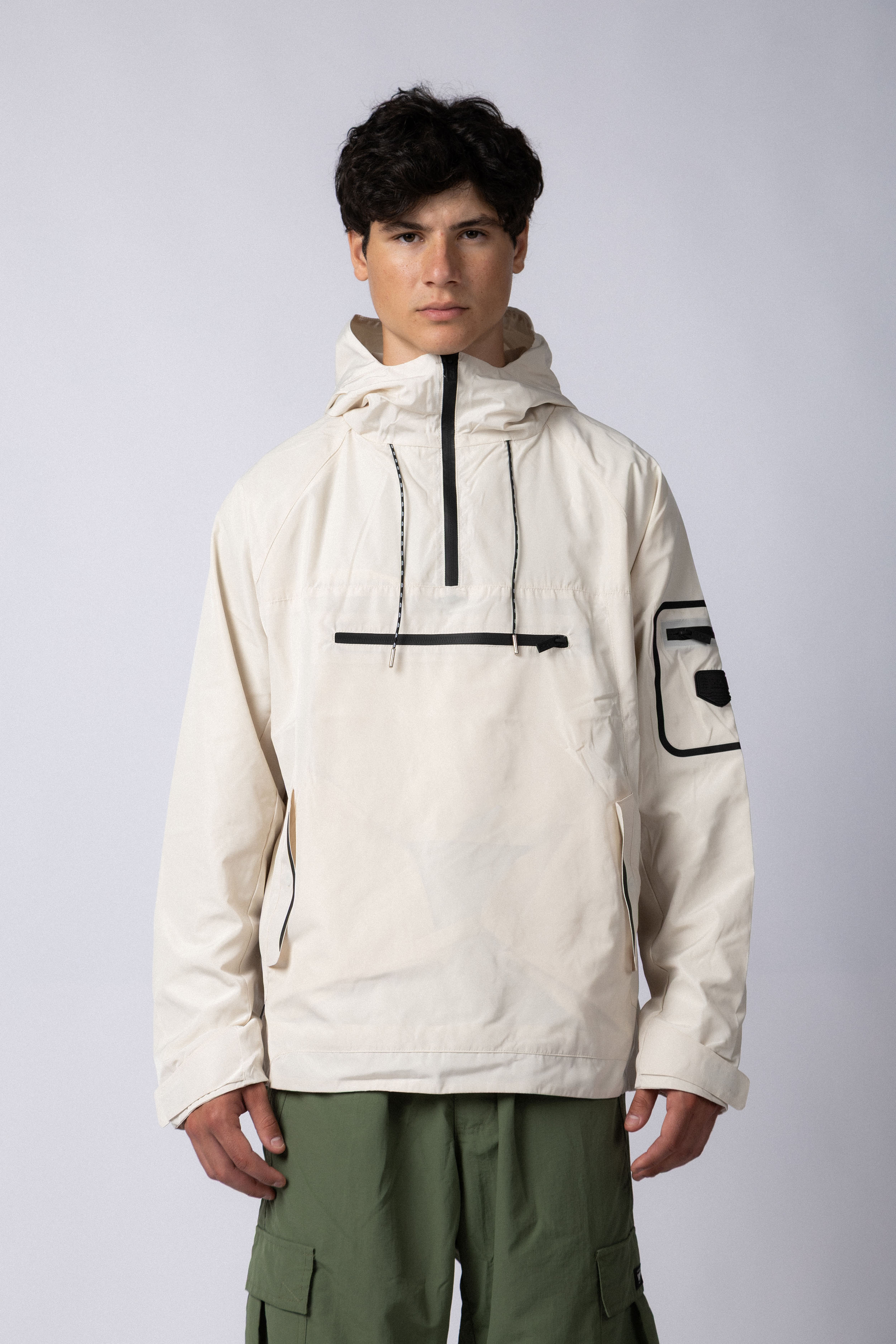 Rompevientos Anorak Braves Off White