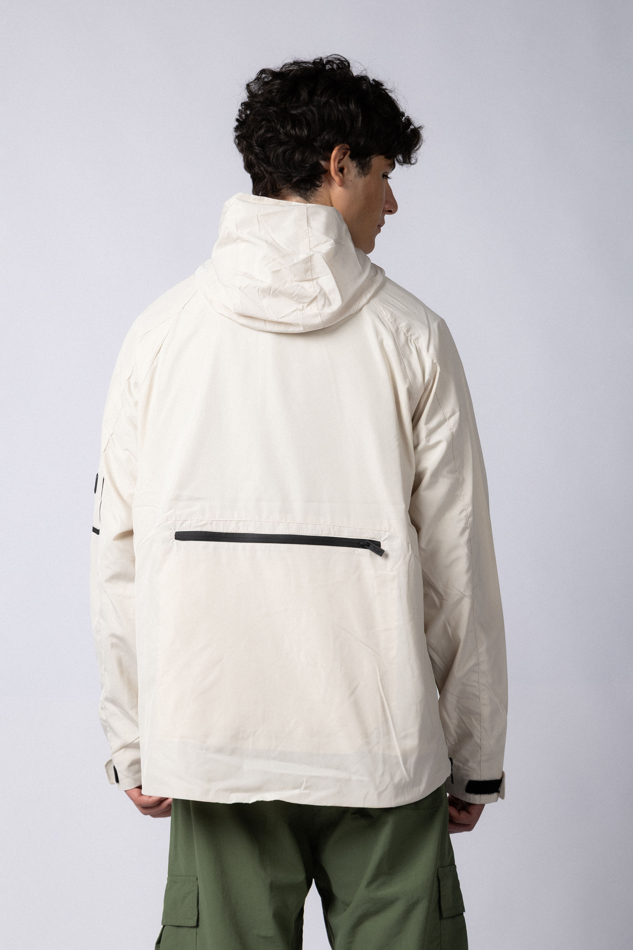 Rompevientos Anorak Braves Off White